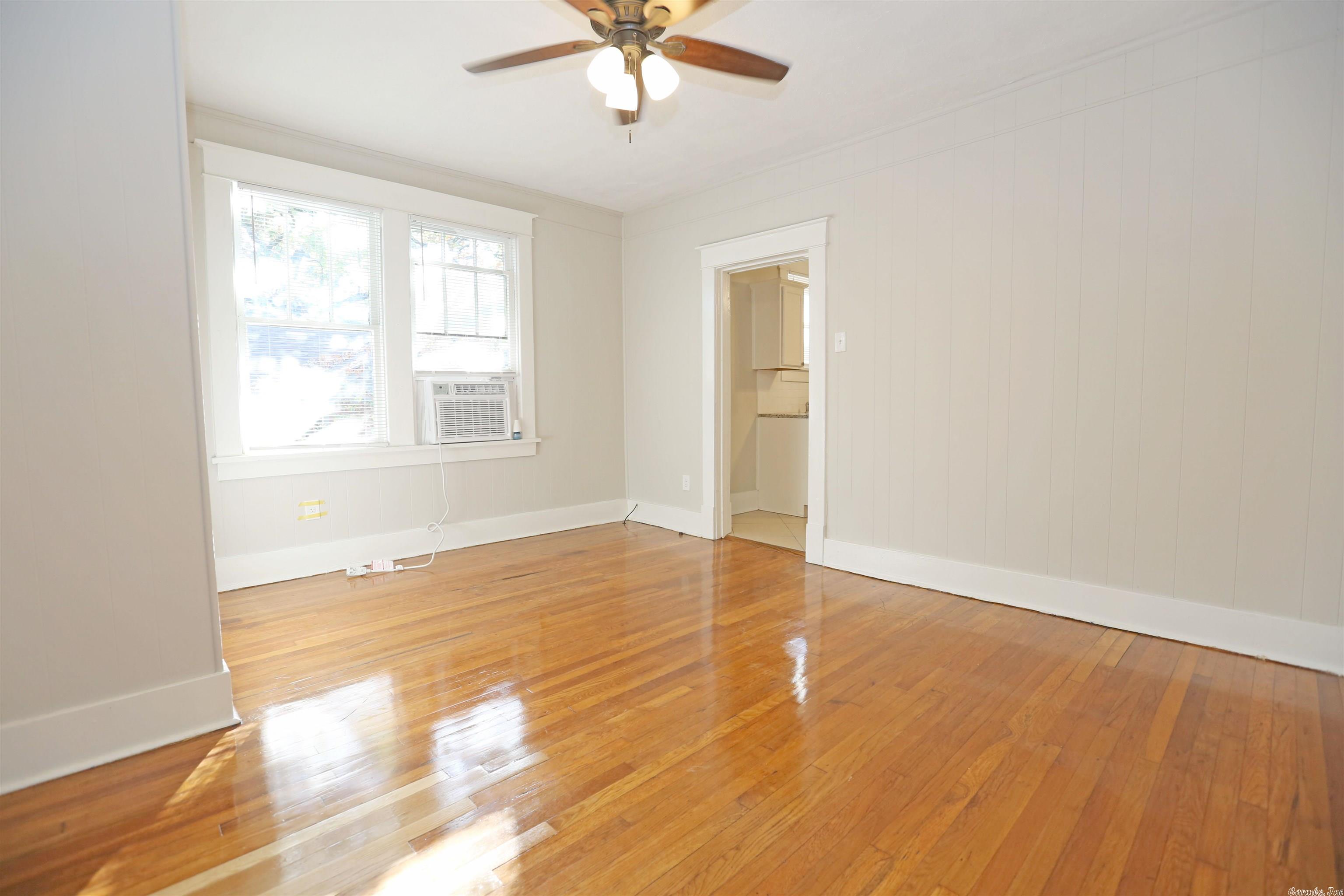 Hillcrest-Pfeifer - Residential Lease