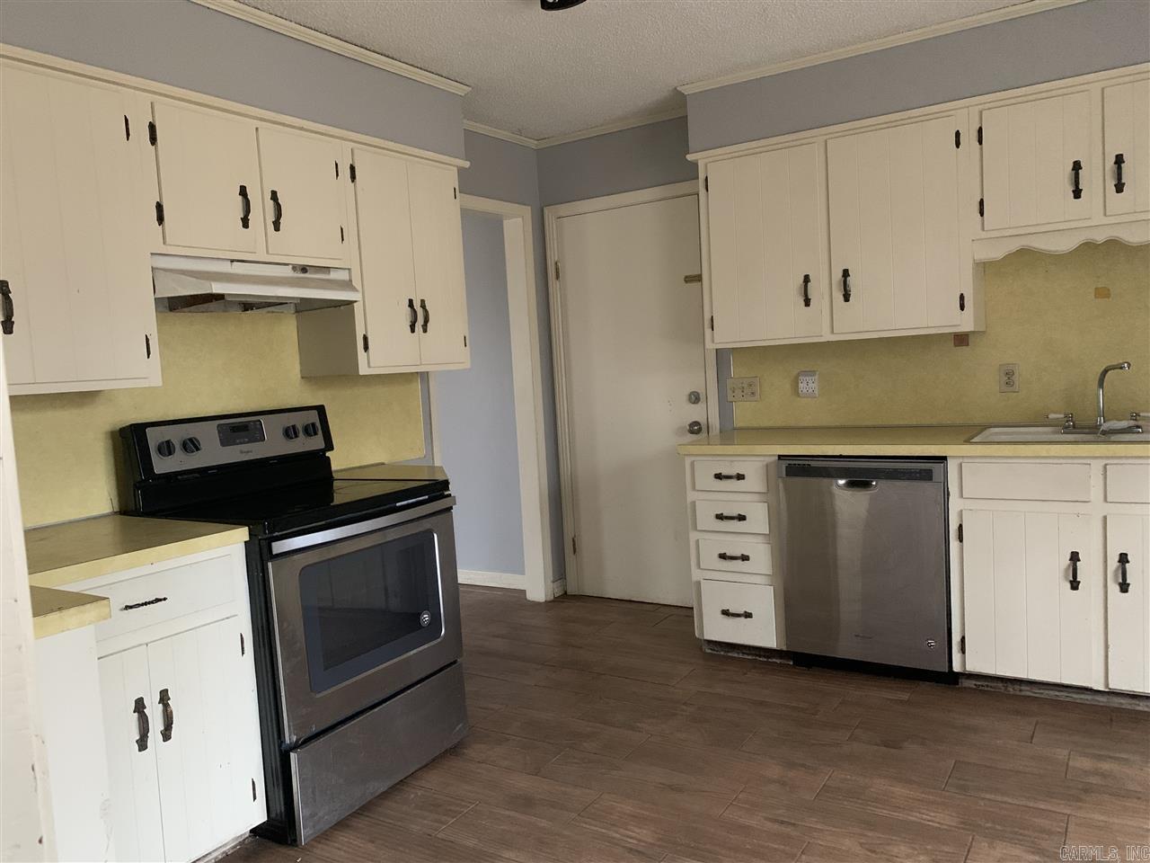 Foxdell - Residential Lease