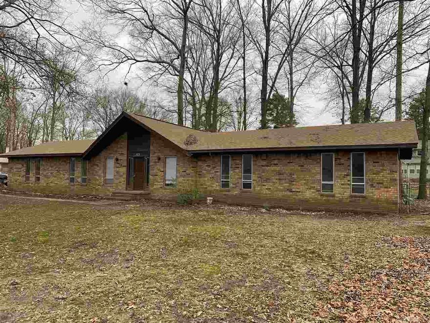 3 BR, 2BA Home in beautiful subdivision. Home also has Mother in law Quarters.-Kitchen, Living, 1BR, 1 Bat, and Laundry Room.