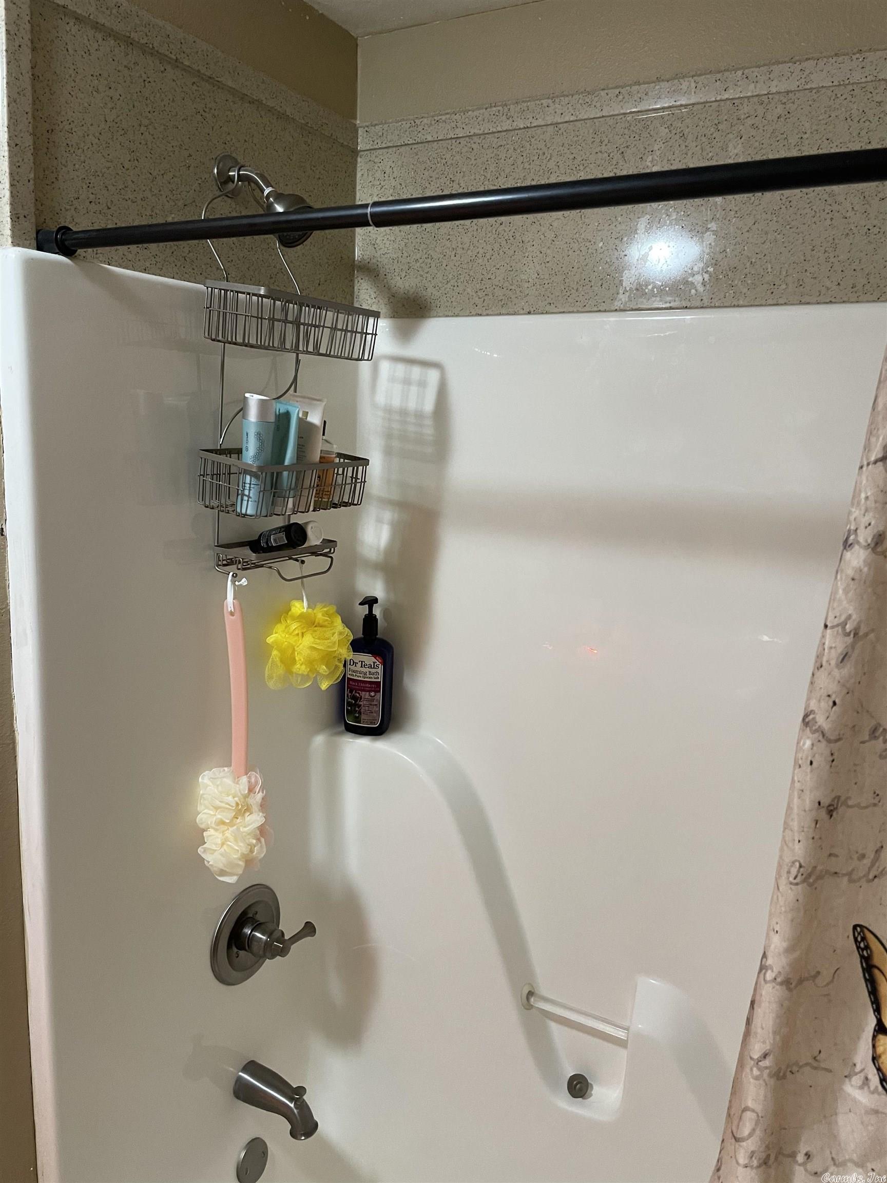 Not in Subdivision - Residential Income