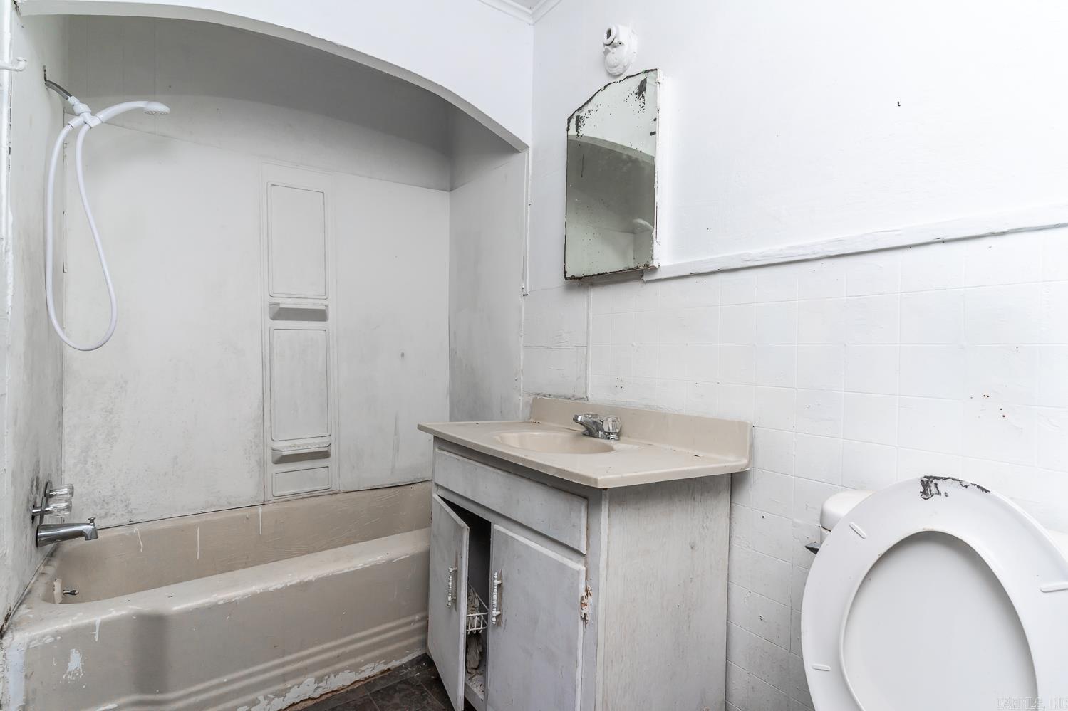 HIGHLAND PLACE - Residential