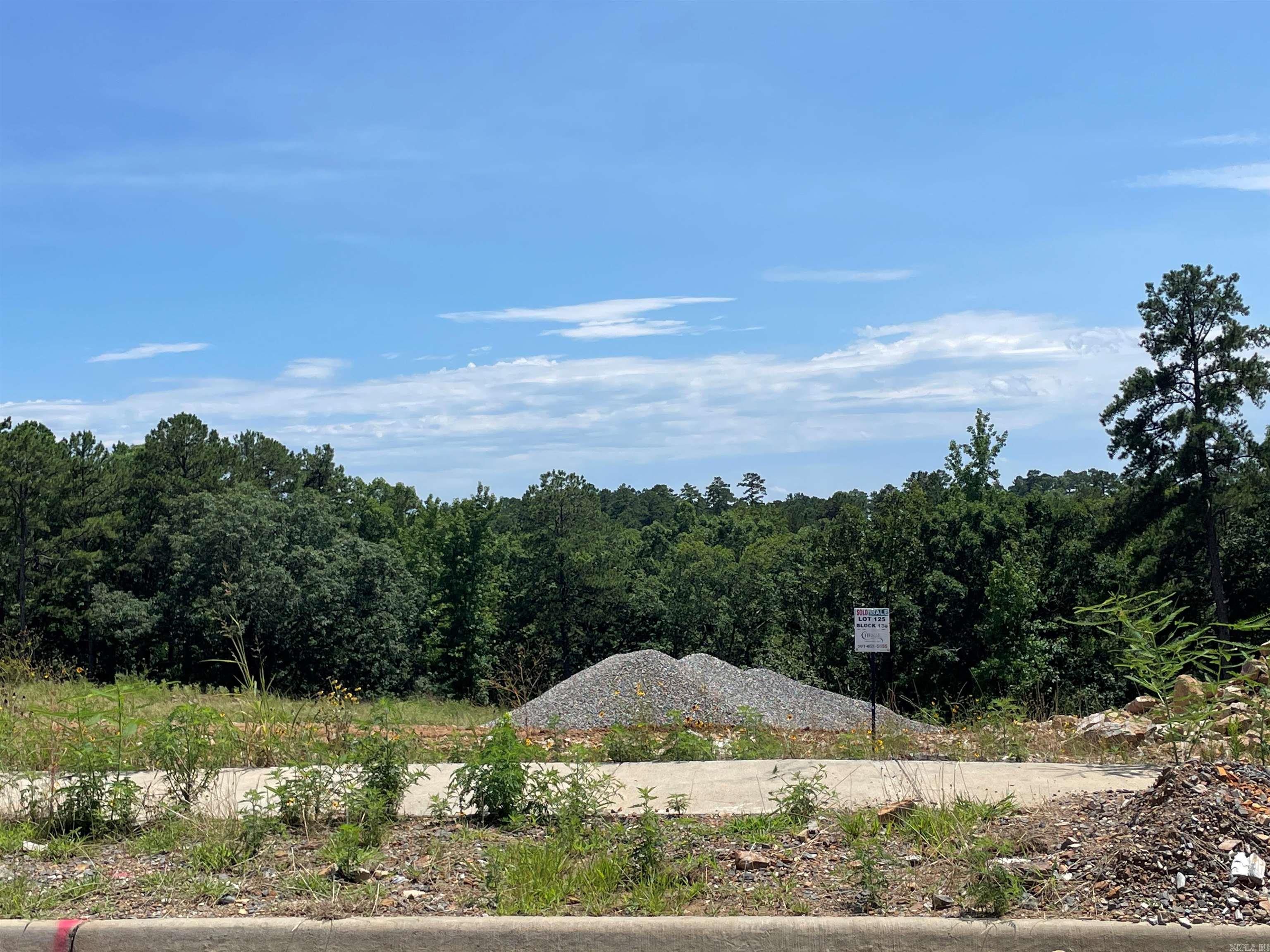 CHENAL VALLEY "FALSTONE COURT" - Land