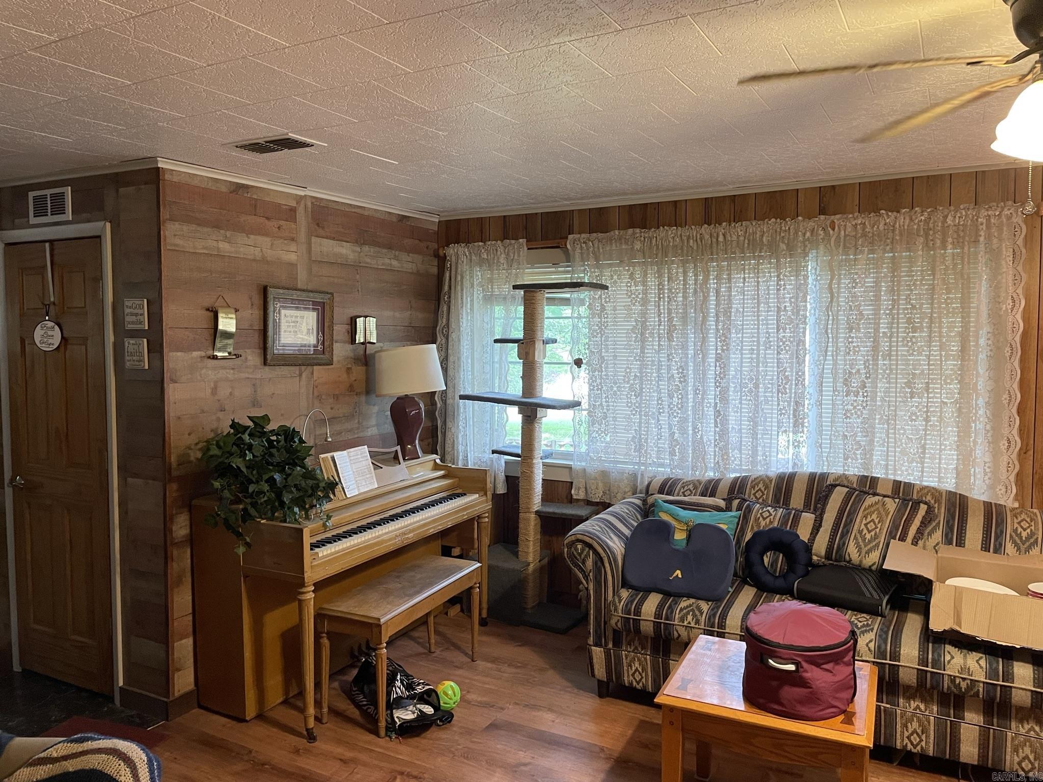 BIG FORK AREA - Residential