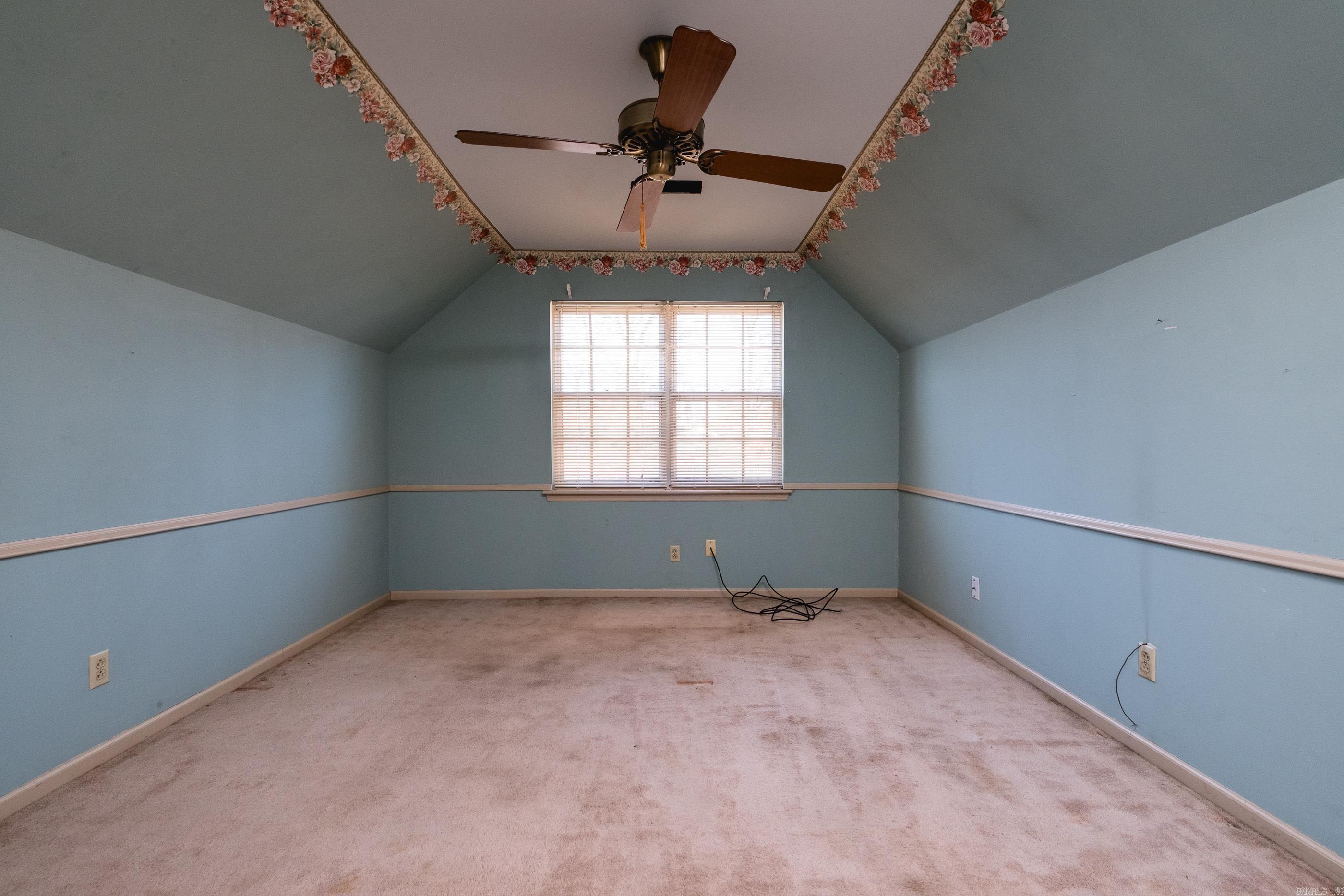 COLONY WEST - Residential