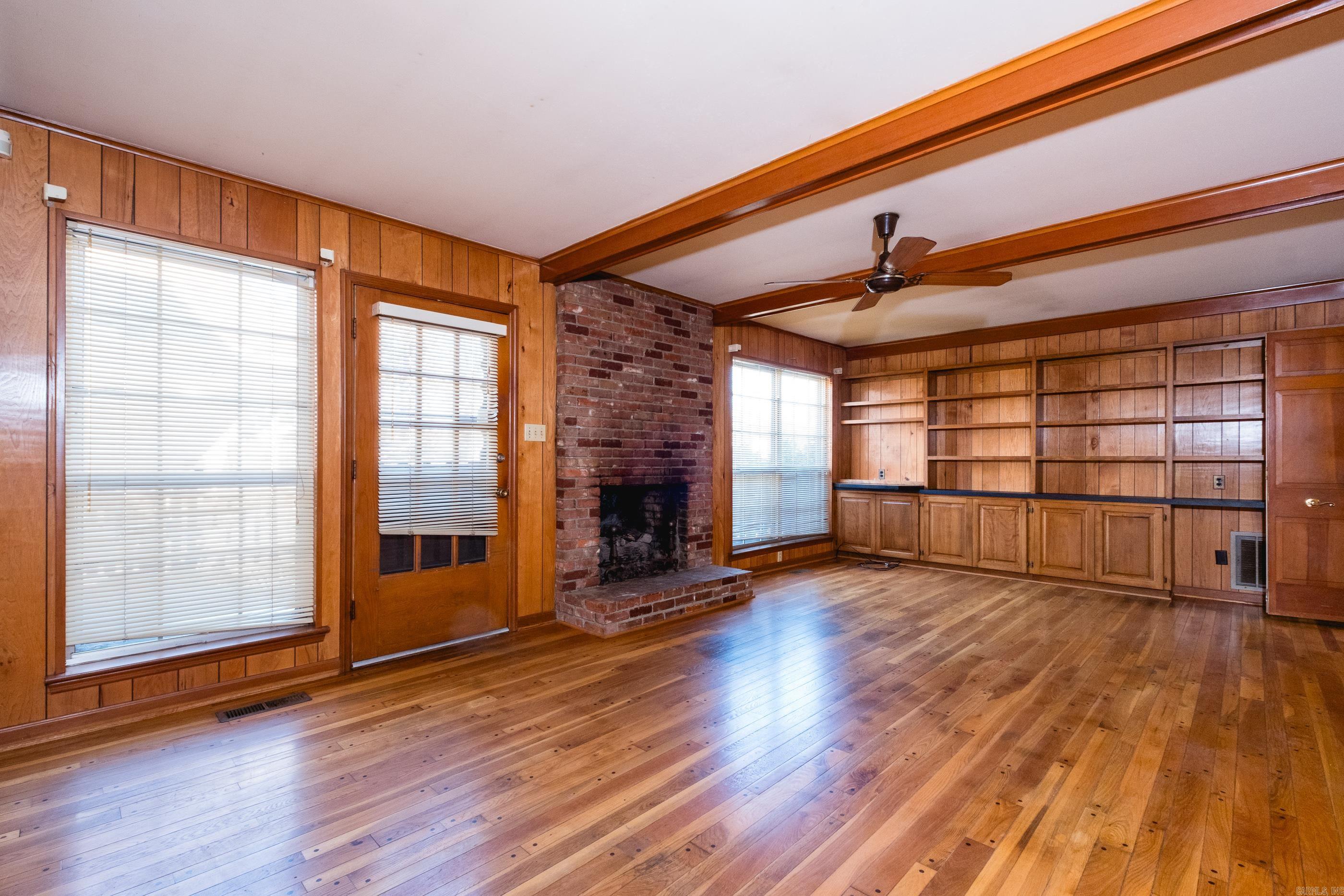 COLONY WEST - Residential