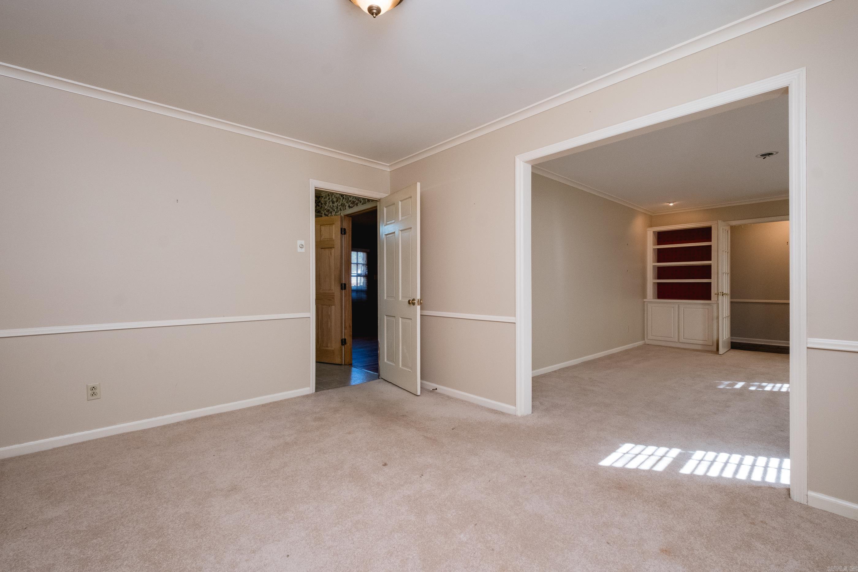 COLONY WEST - Residential