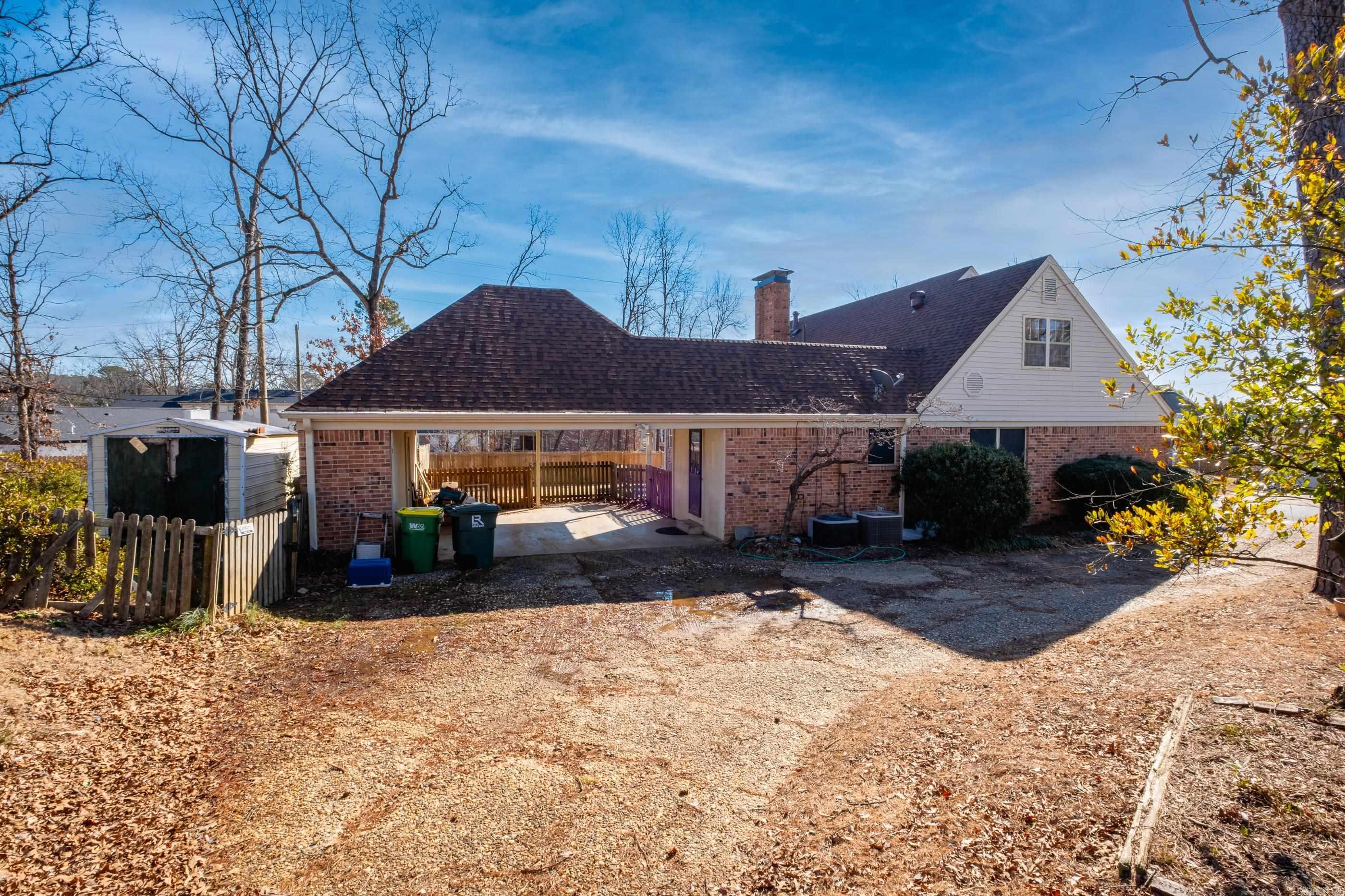 COLONY WEST - Residential