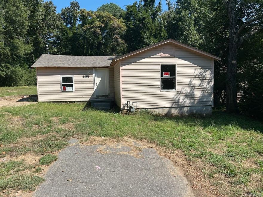 Good Investment Property!!!!Sold AS IS, No disclosures.