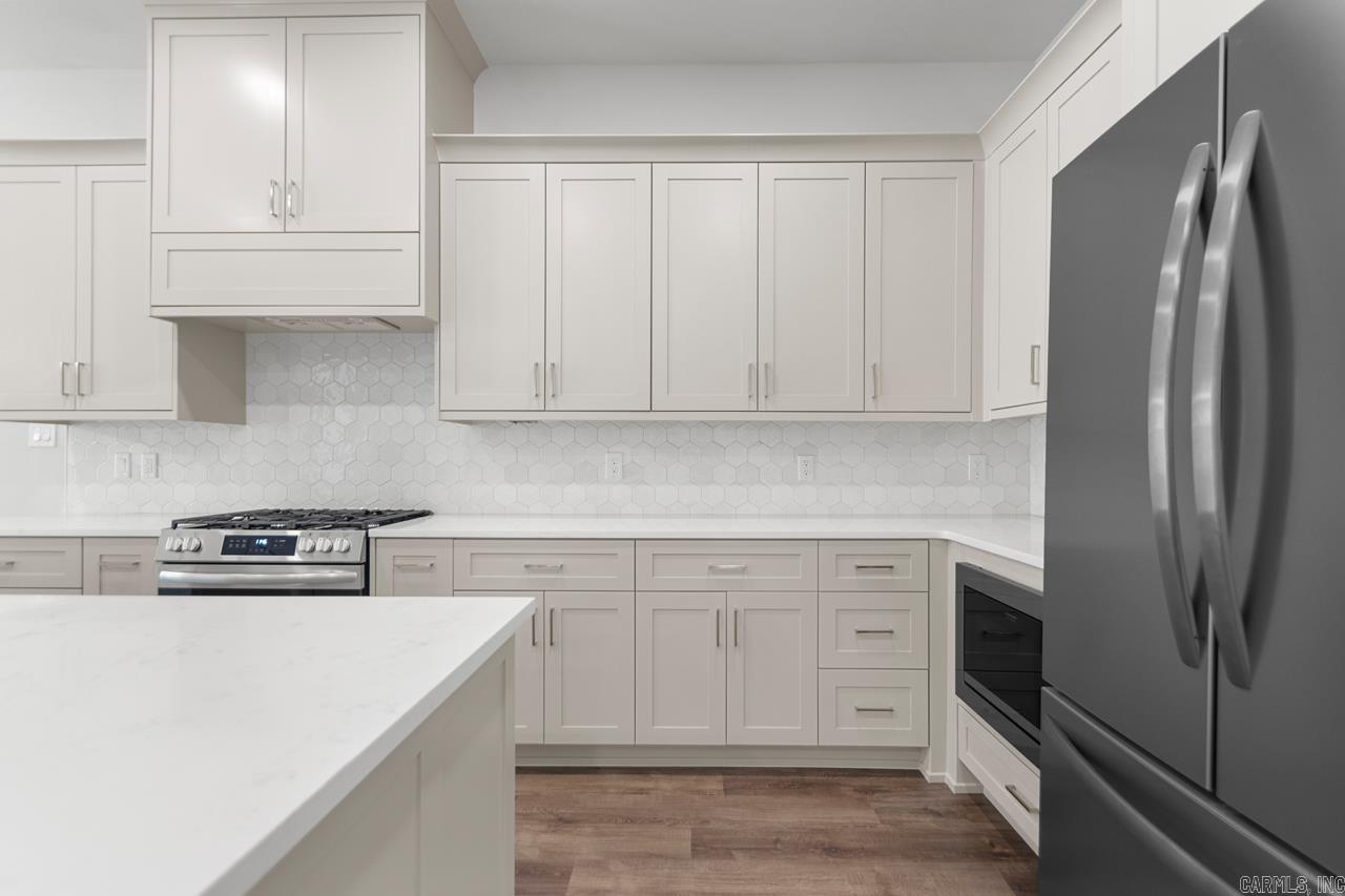 COLDWATER CREEK - Residential