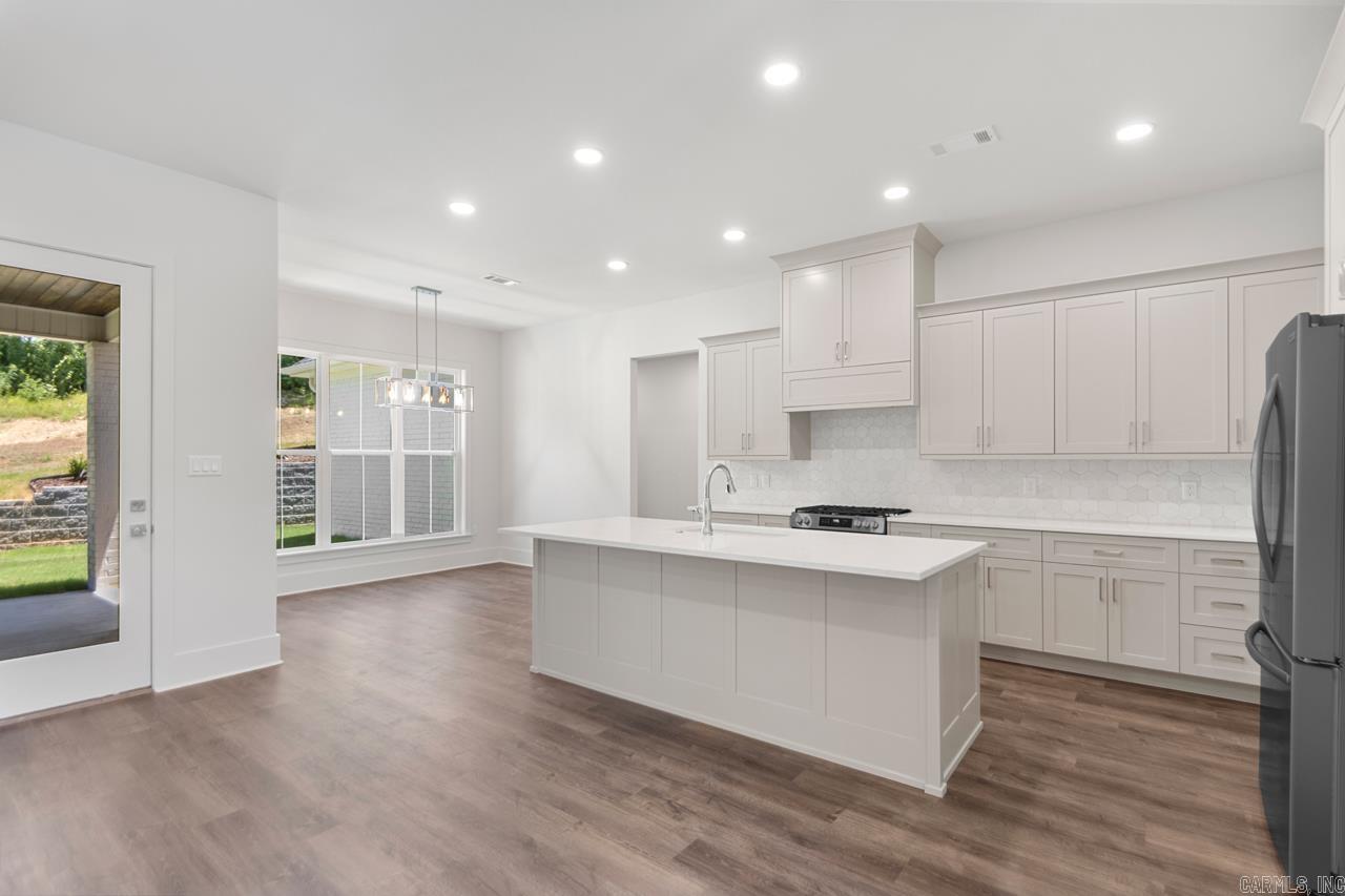 COLDWATER CREEK - Residential