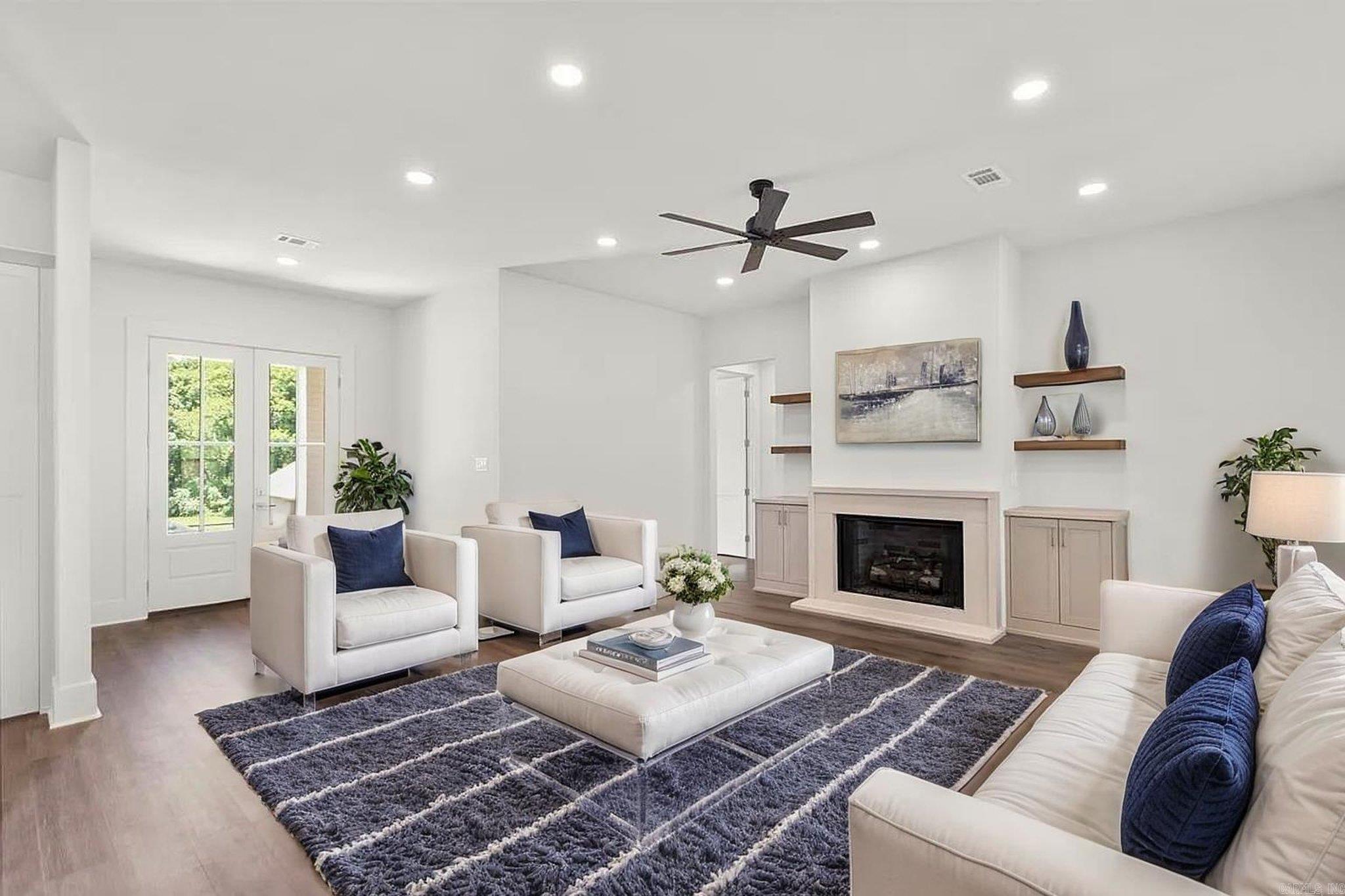 COLDWATER CREEK - Residential