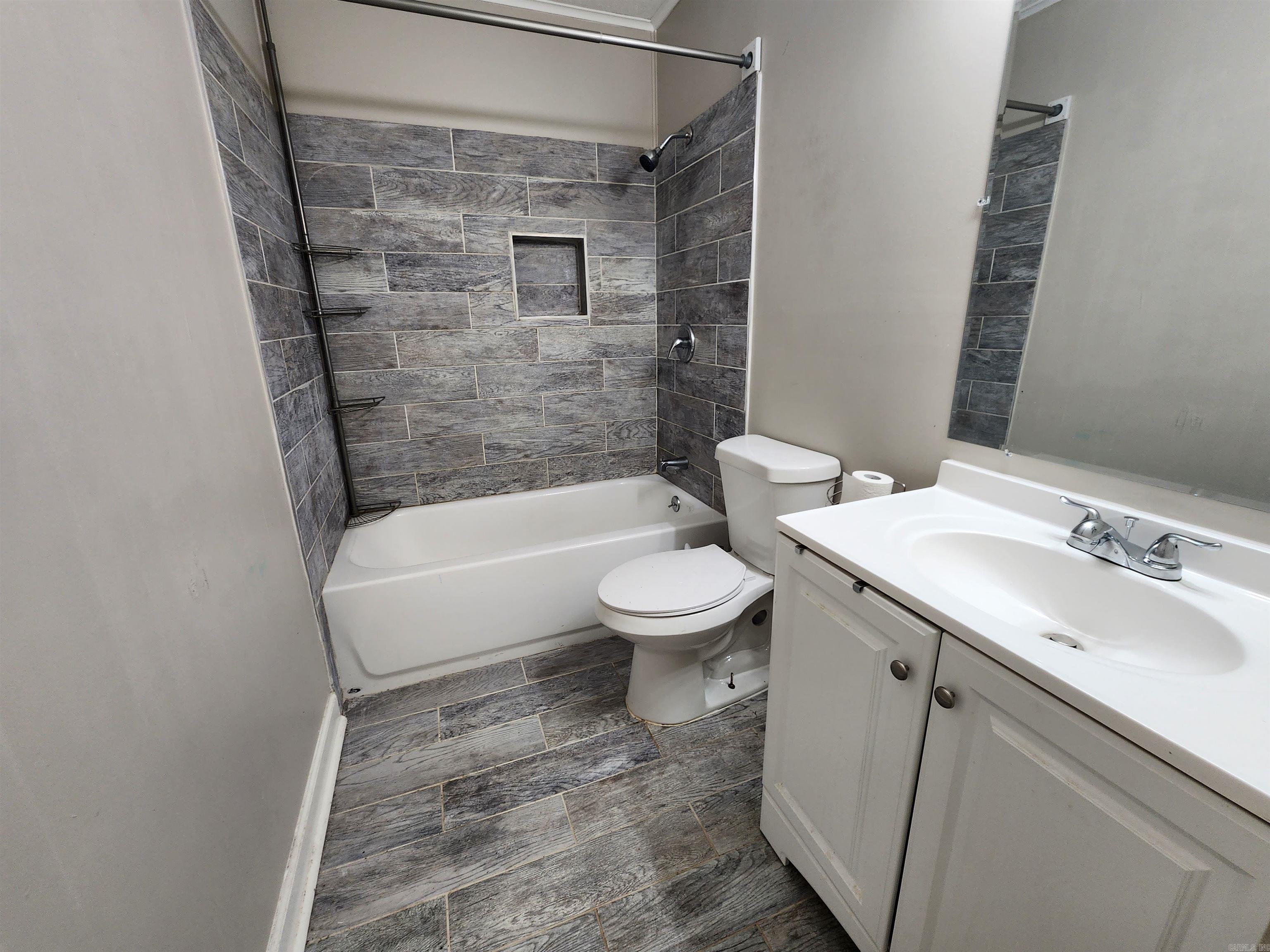 Desoto Terrace I - Residential Lease