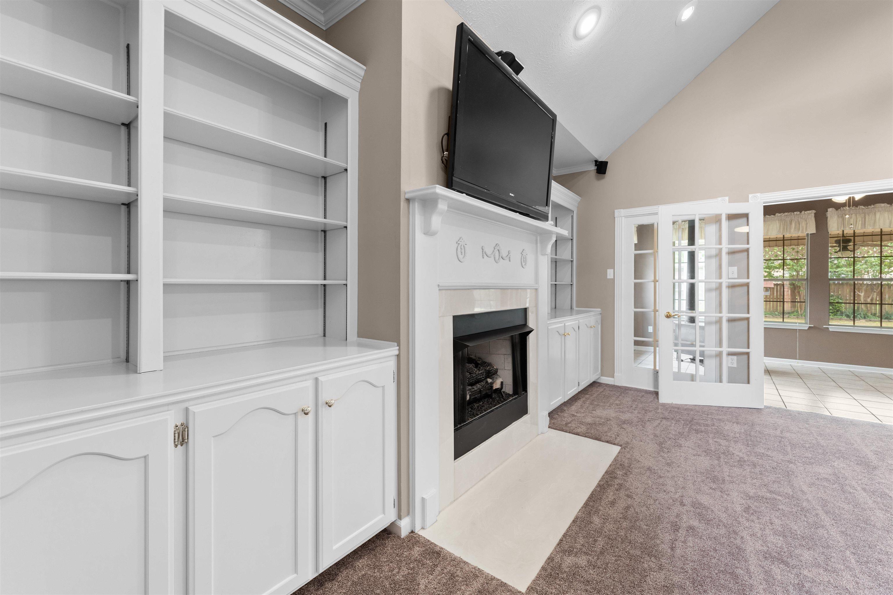 CATHERINE PLACE - Residential