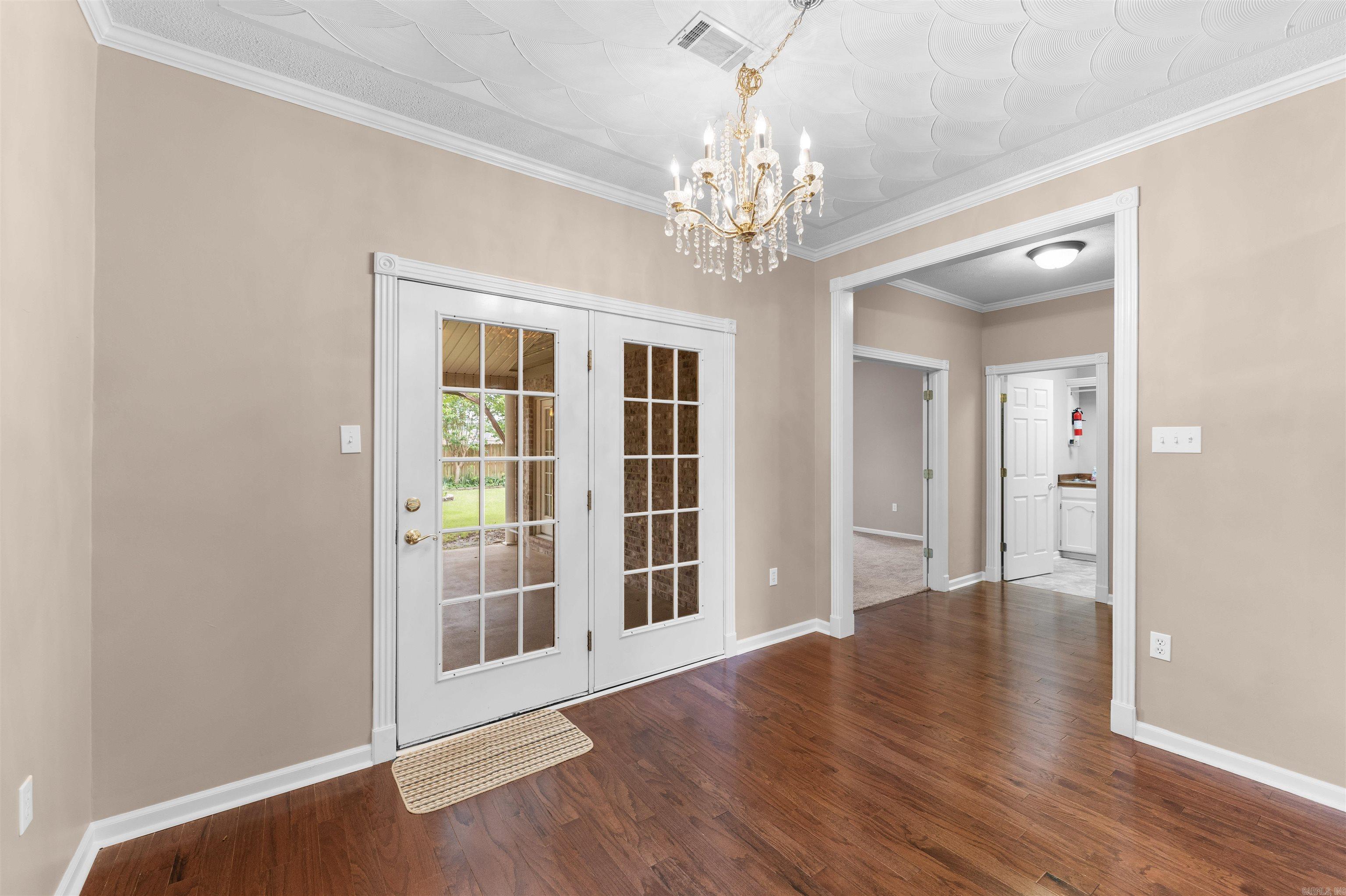 CATHERINE PLACE - Residential