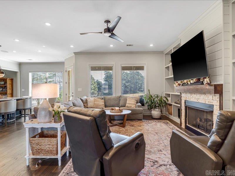 GREENSBORO RIDGE - Residential
