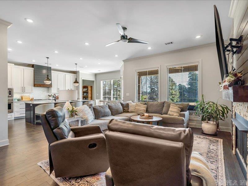 GREENSBORO RIDGE - Residential