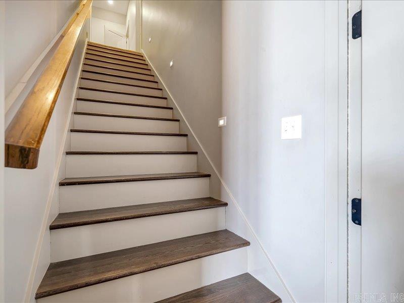 GREENSBORO RIDGE - Residential