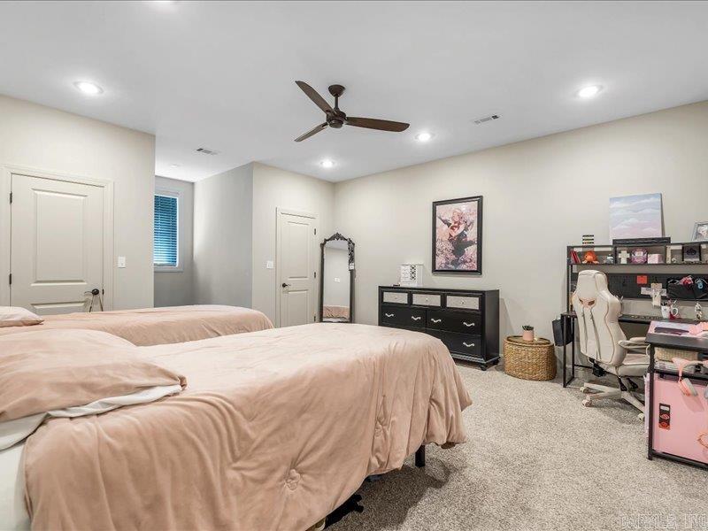 GREENSBORO RIDGE - Residential