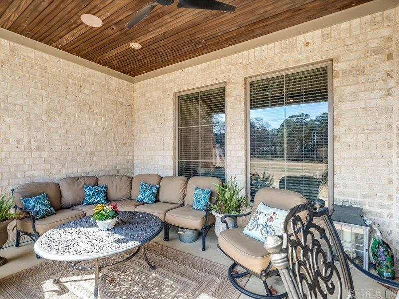 GREENSBORO RIDGE - Residential
