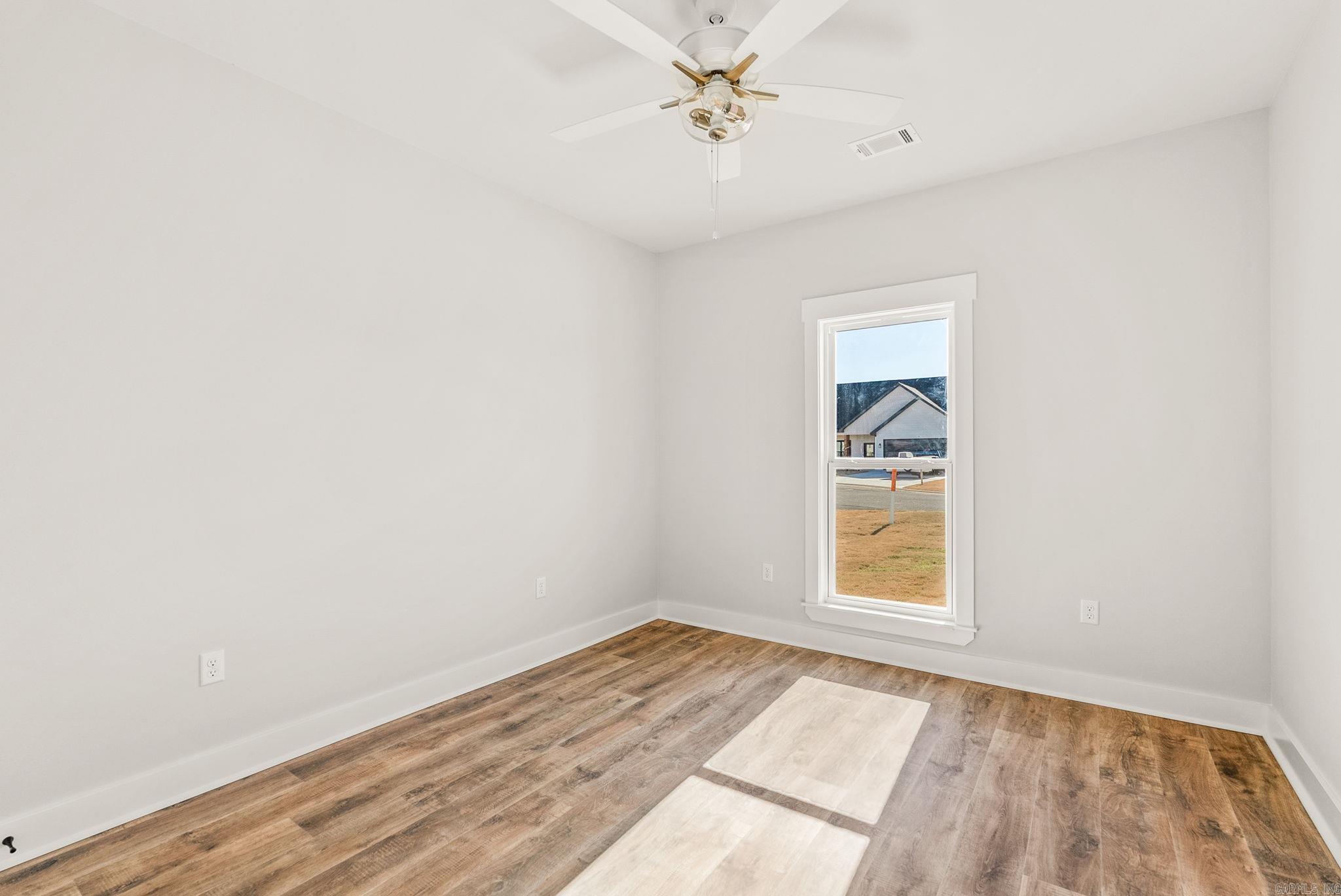 EAST MEADOW - Residential