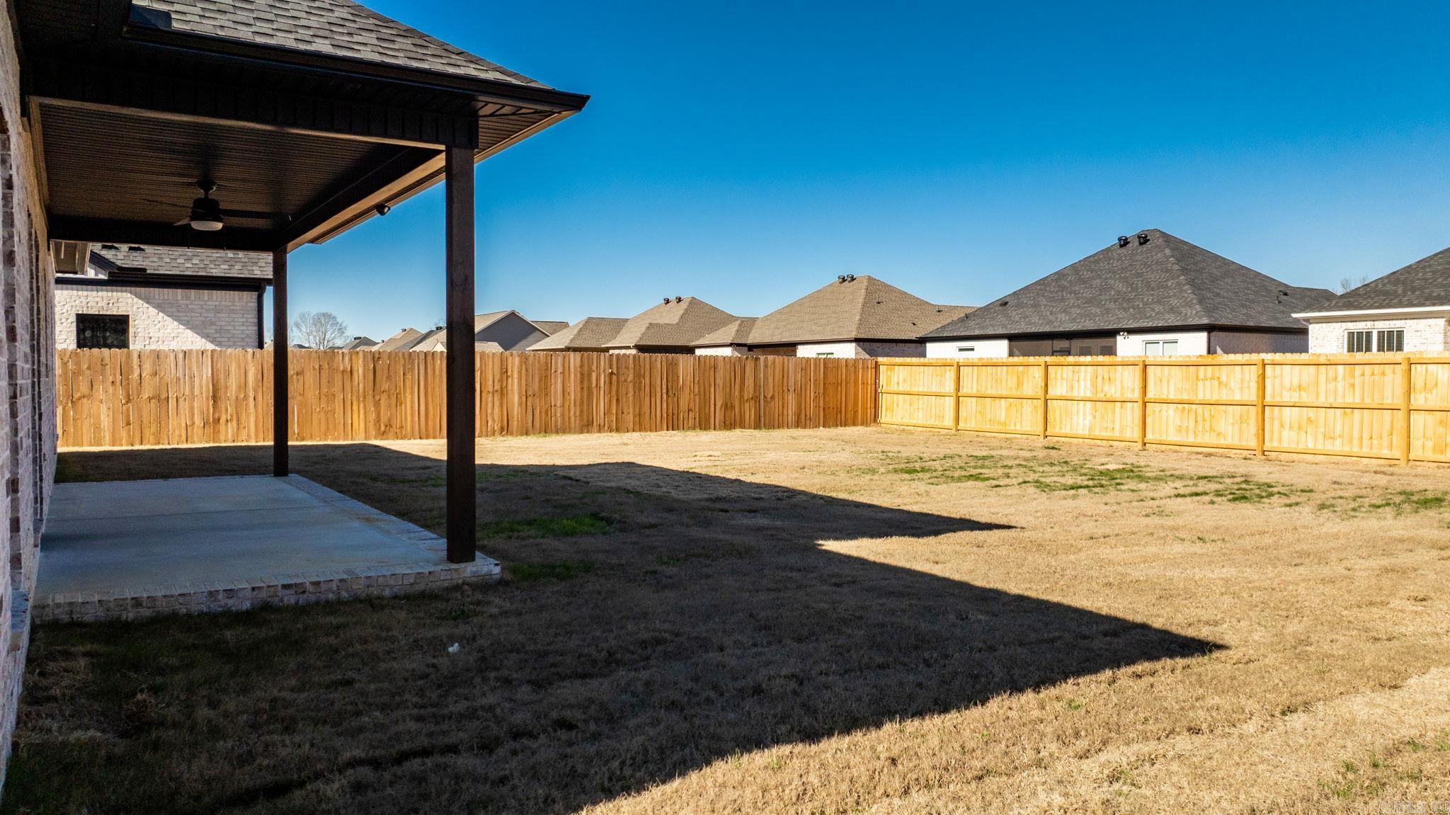 EAST MEADOW - Residential