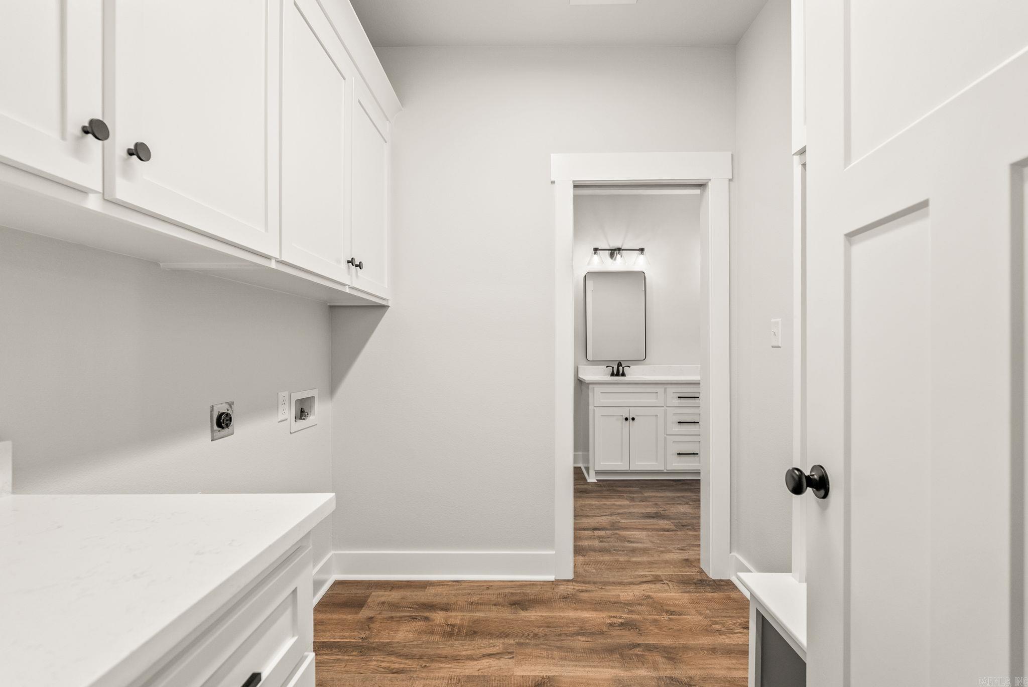 EAST MEADOW - Residential