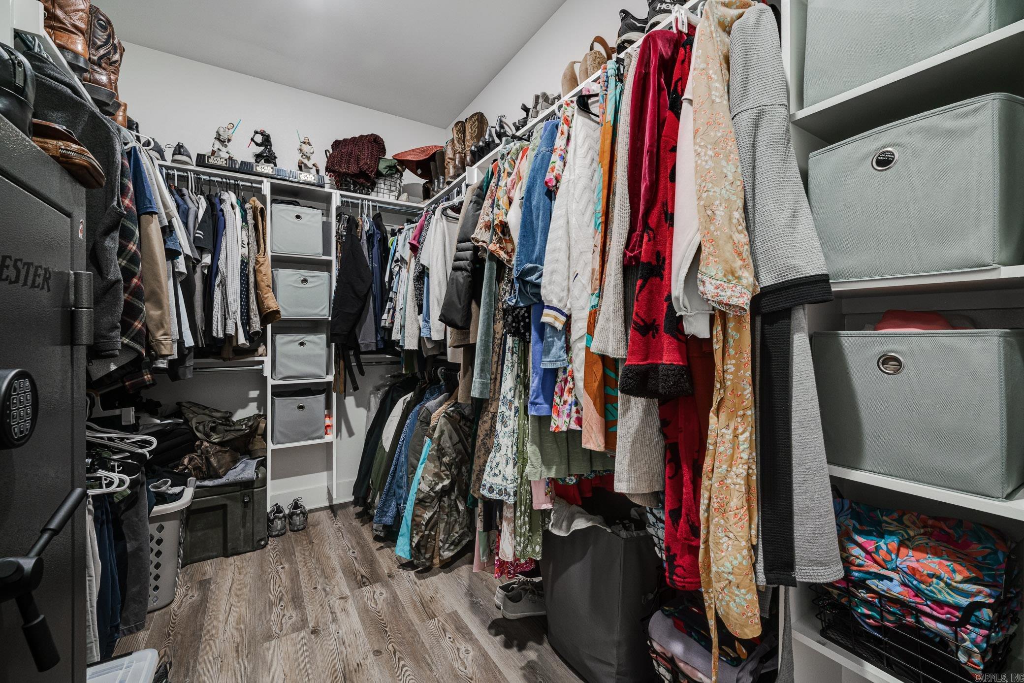 BLACK OAK - Residential