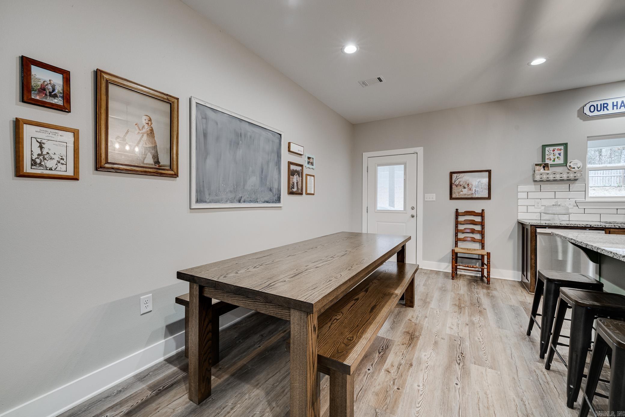 BLACK OAK - Residential