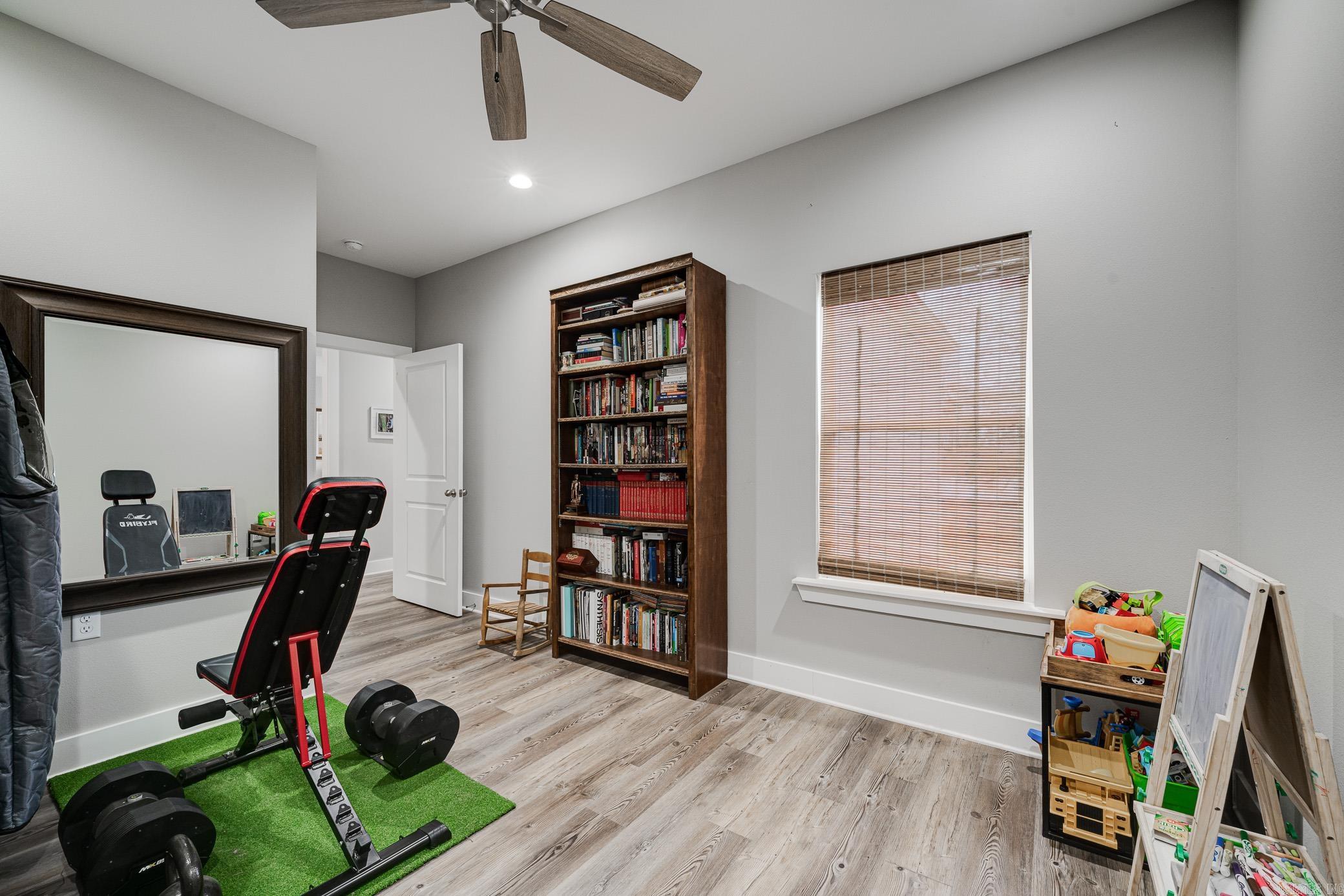 BLACK OAK - Residential