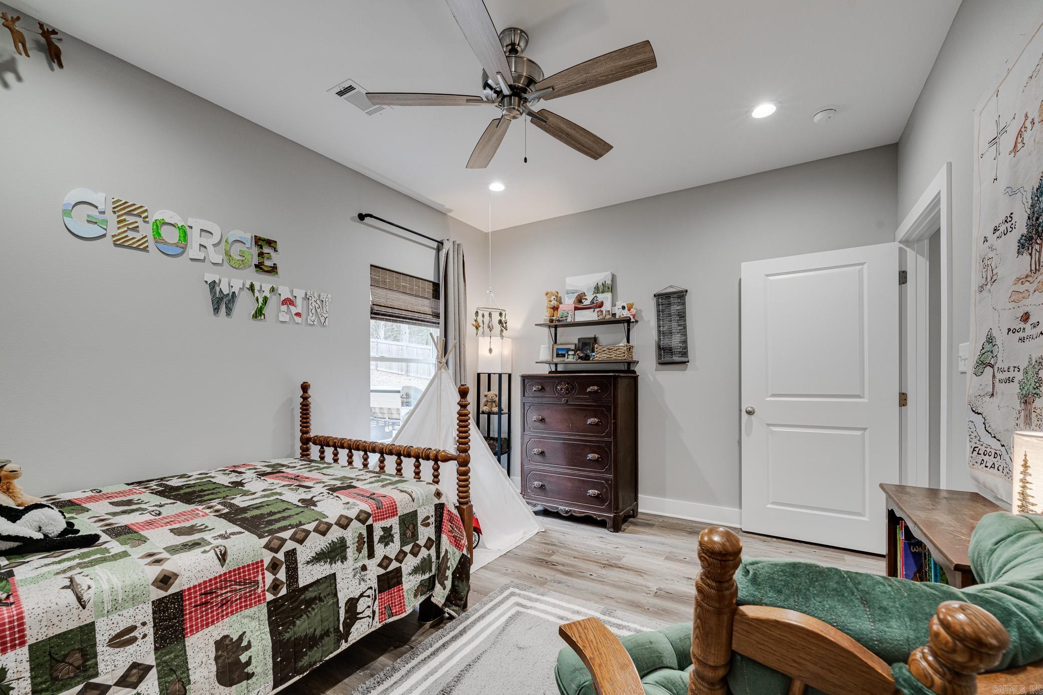 BLACK OAK - Residential