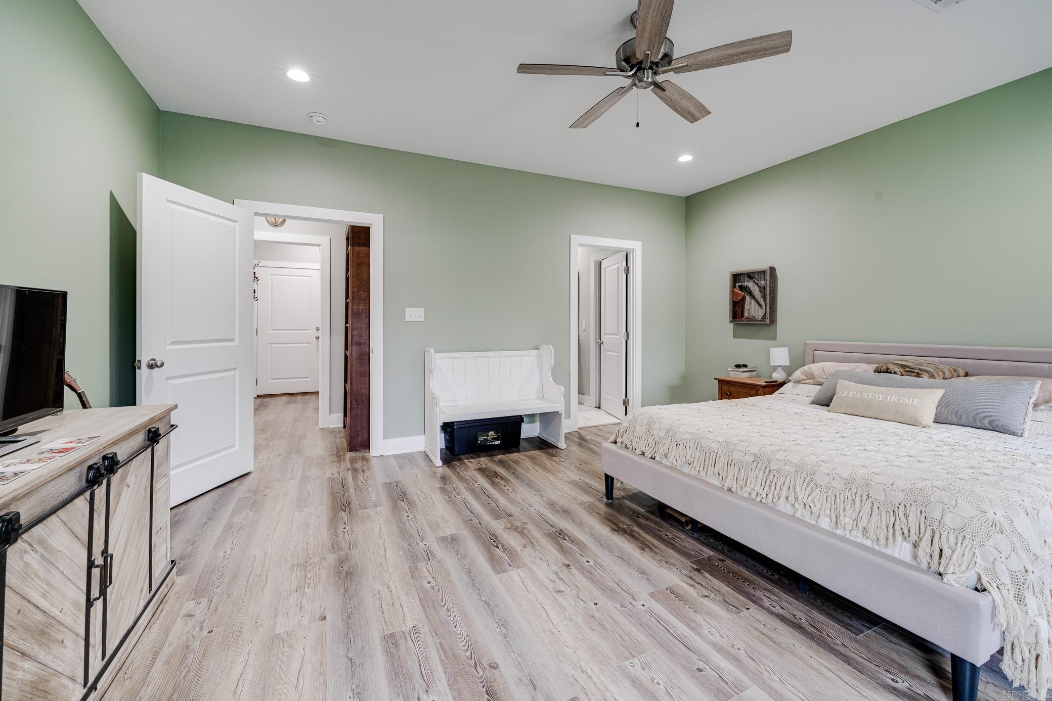 BLACK OAK - Residential