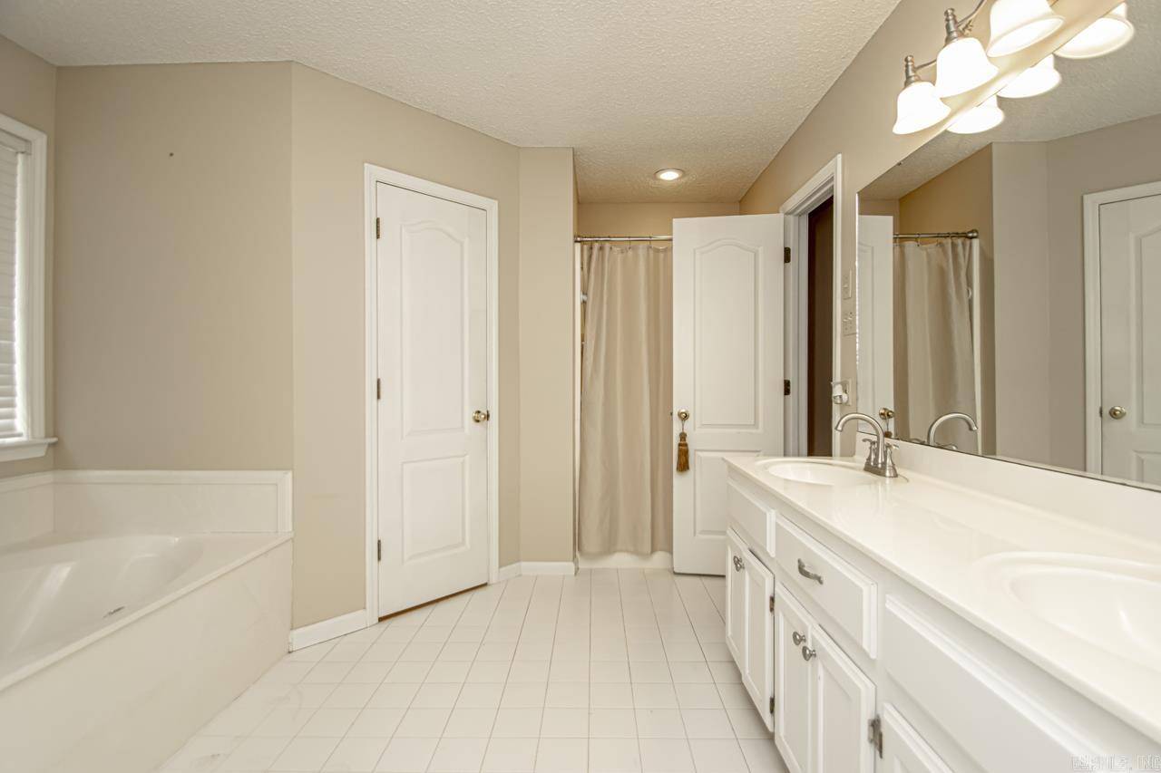 ST CHARLES PLACE - Residential