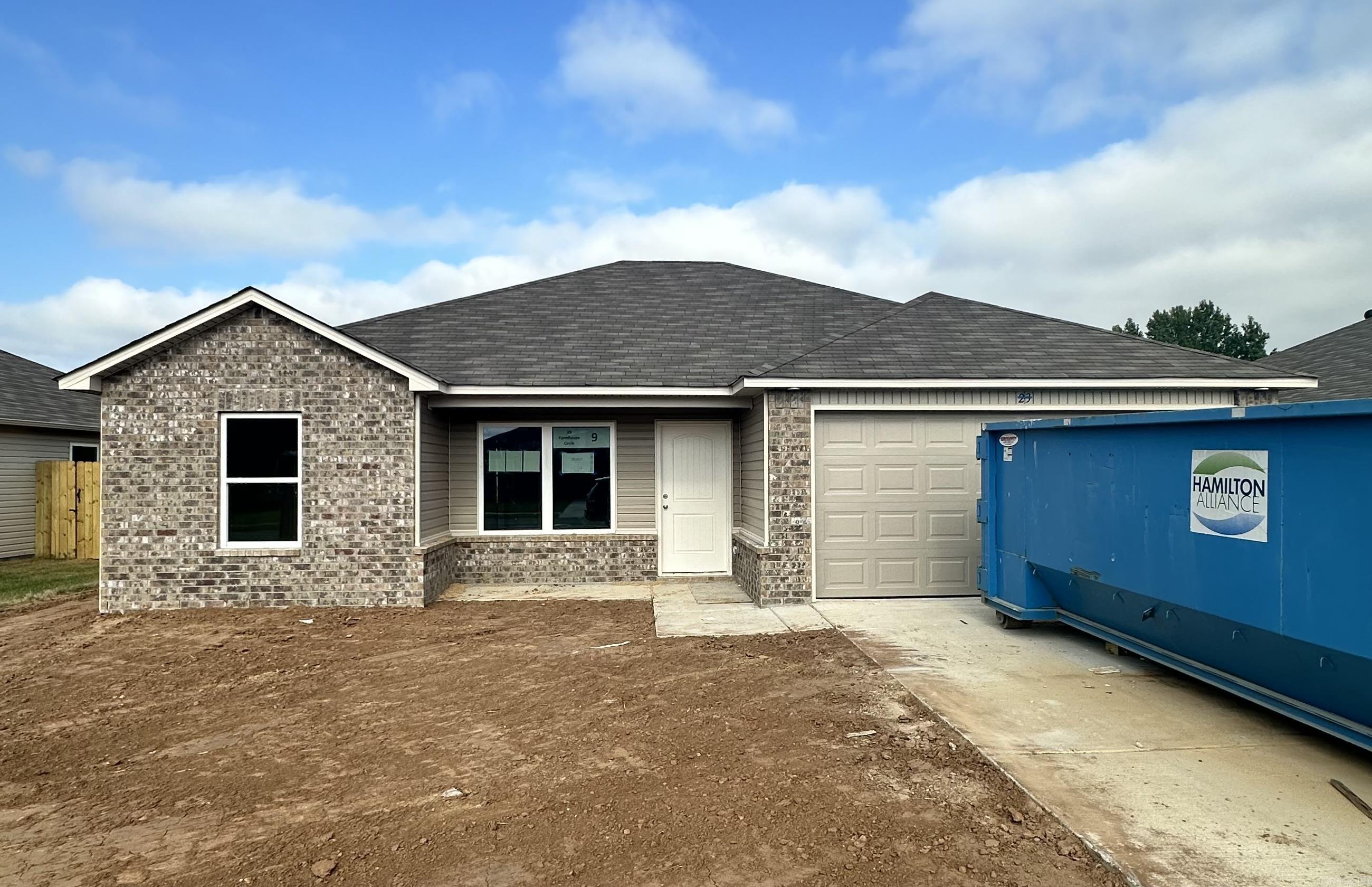 HILL FARM - Residential