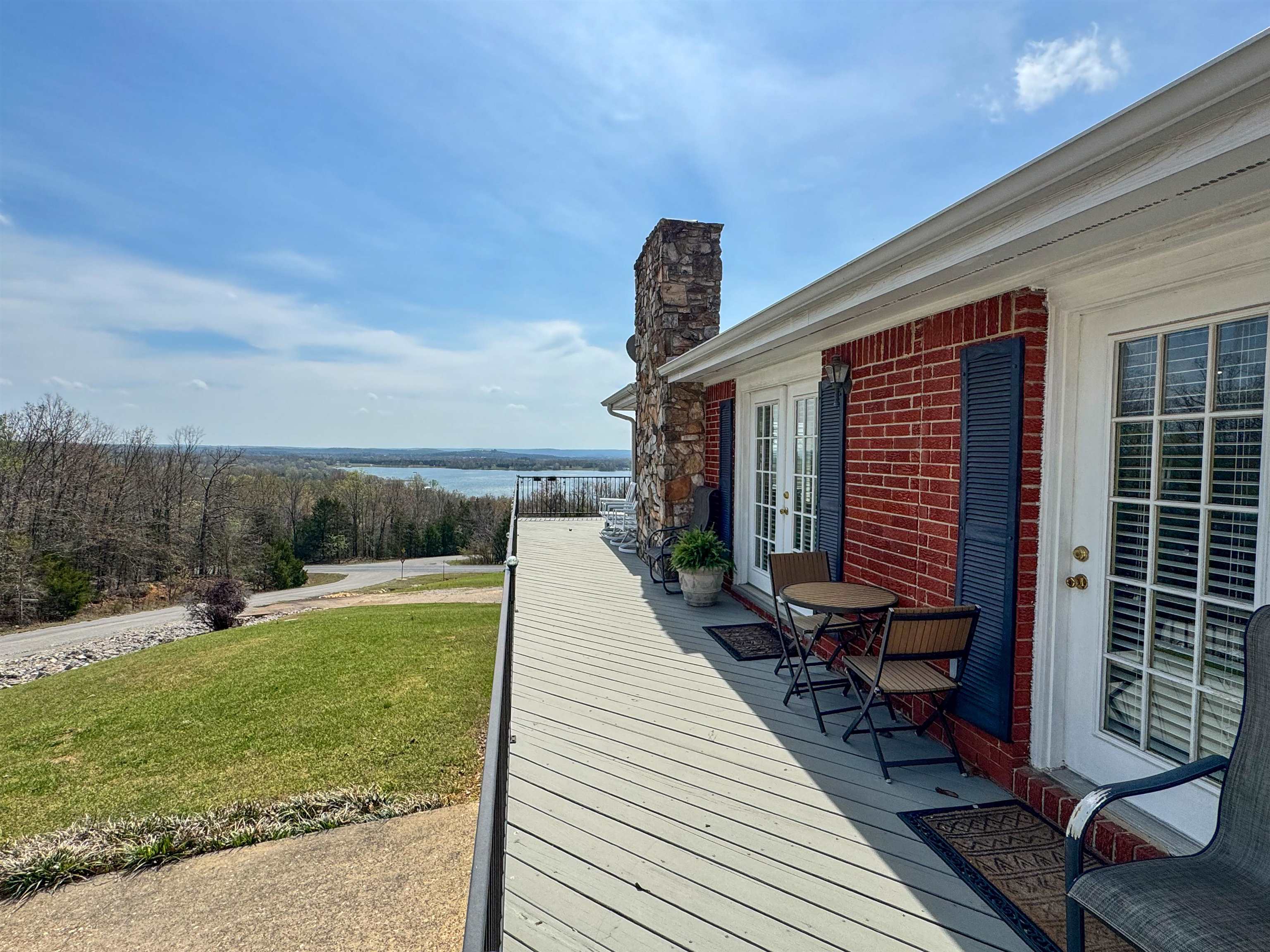 NORTH SHORE - Residential