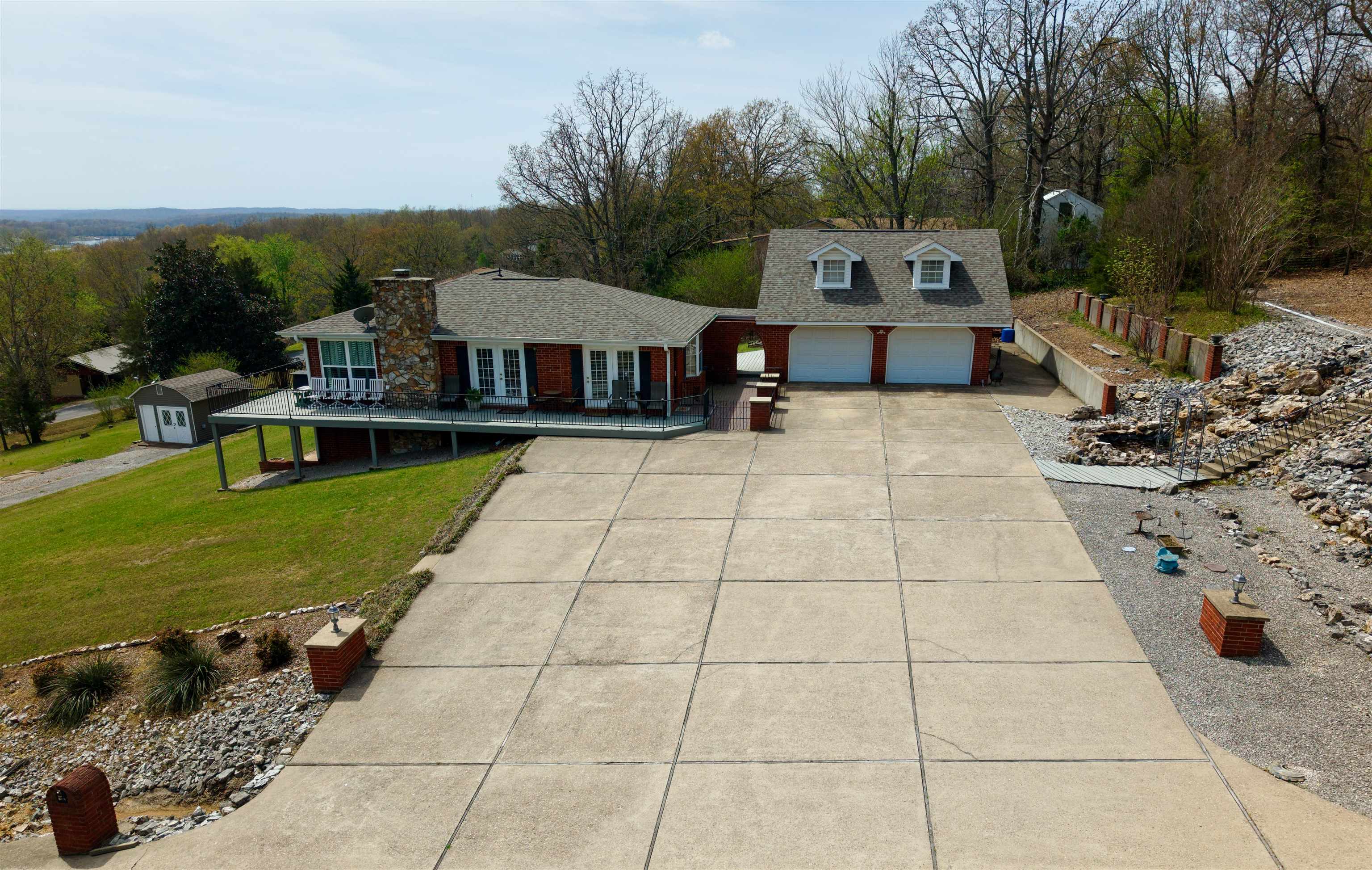 NORTH SHORE - Residential