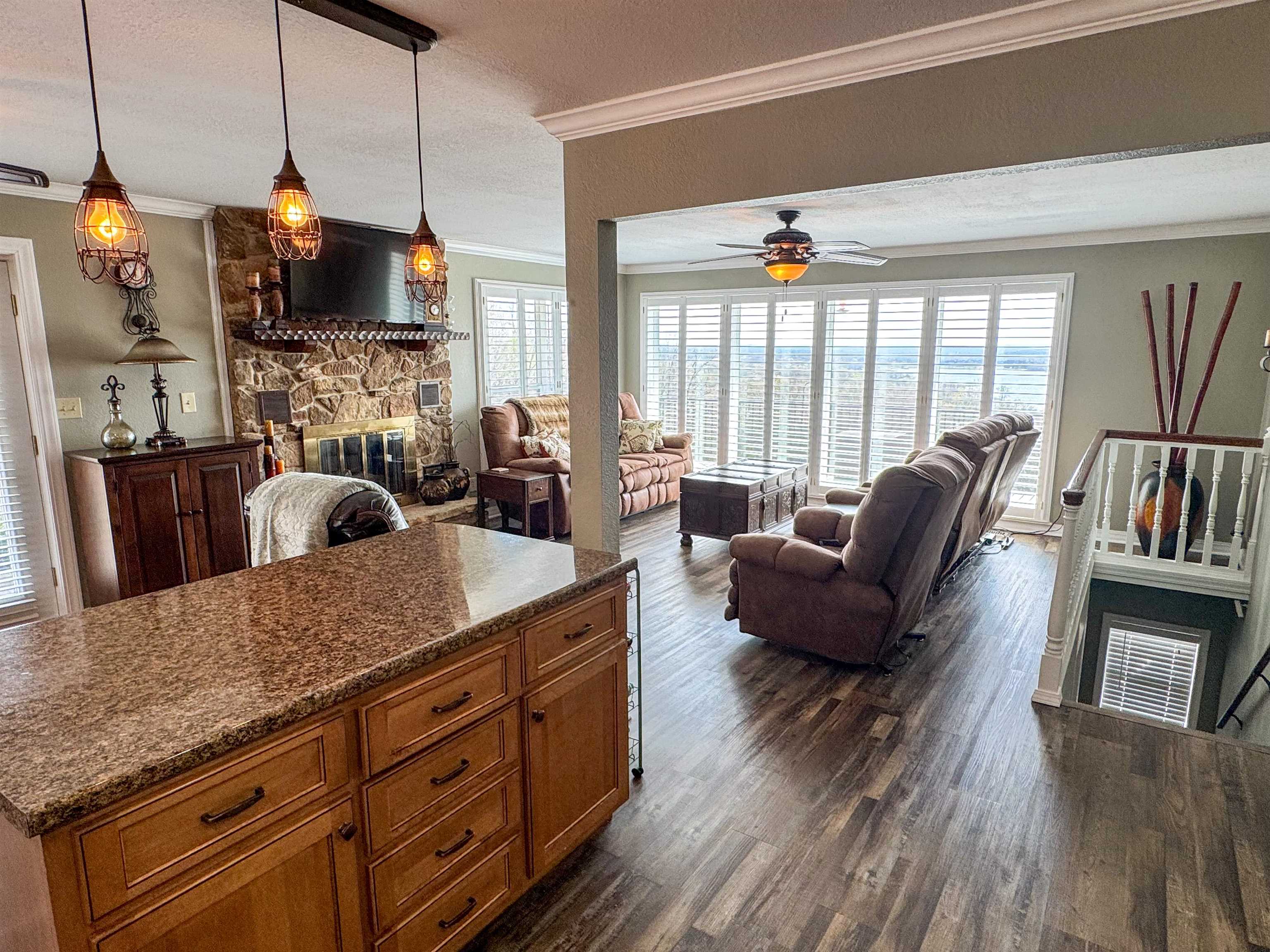 NORTH SHORE - Residential