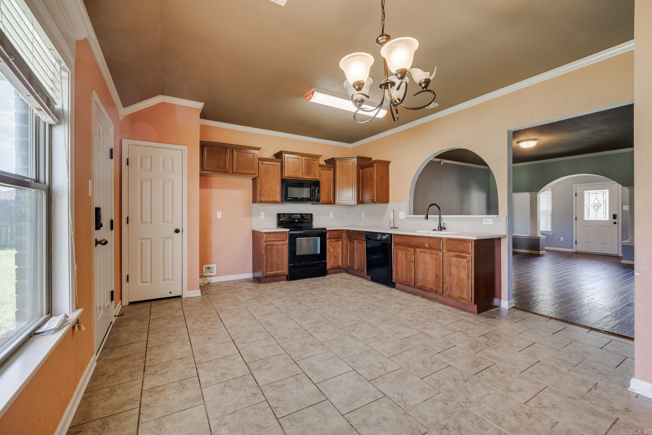 SOUTHERN COMFORT ESTATES - Residential