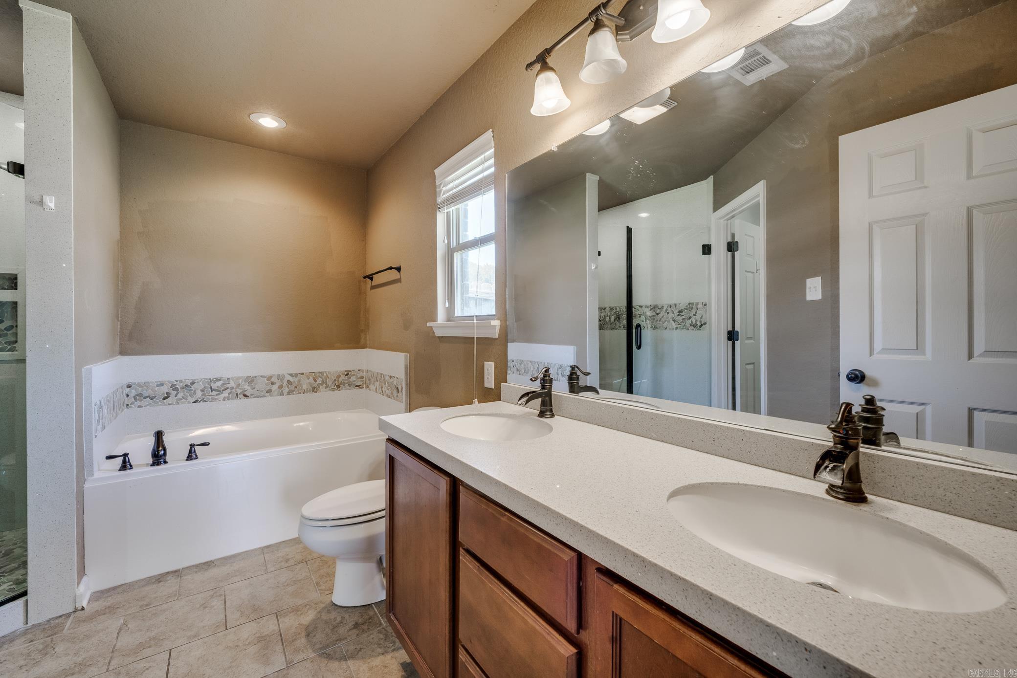 SOUTHERN COMFORT ESTATES - Residential