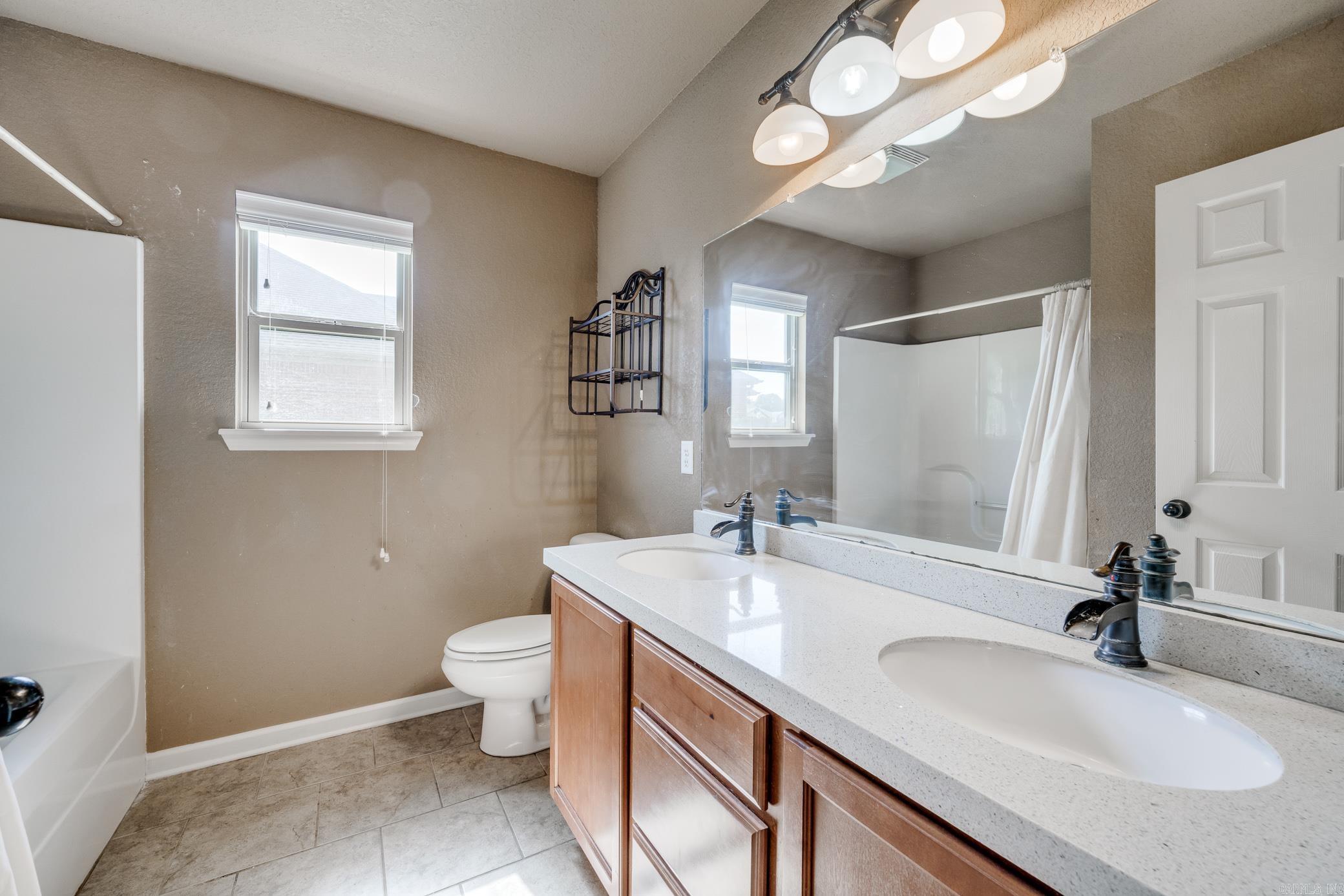 SOUTHERN COMFORT ESTATES - Residential