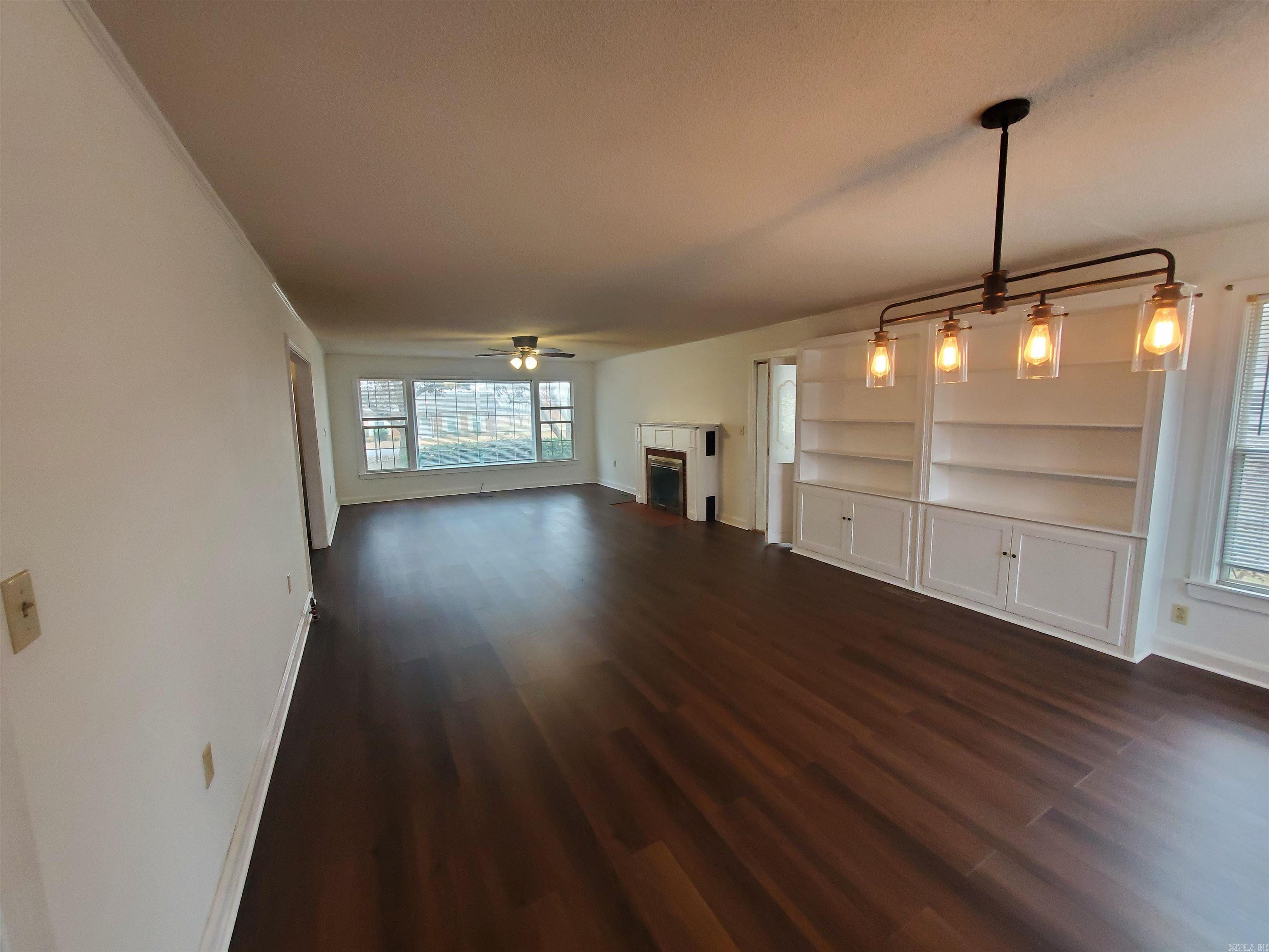 M&B PIGGOTT 2-20-8 - Residential