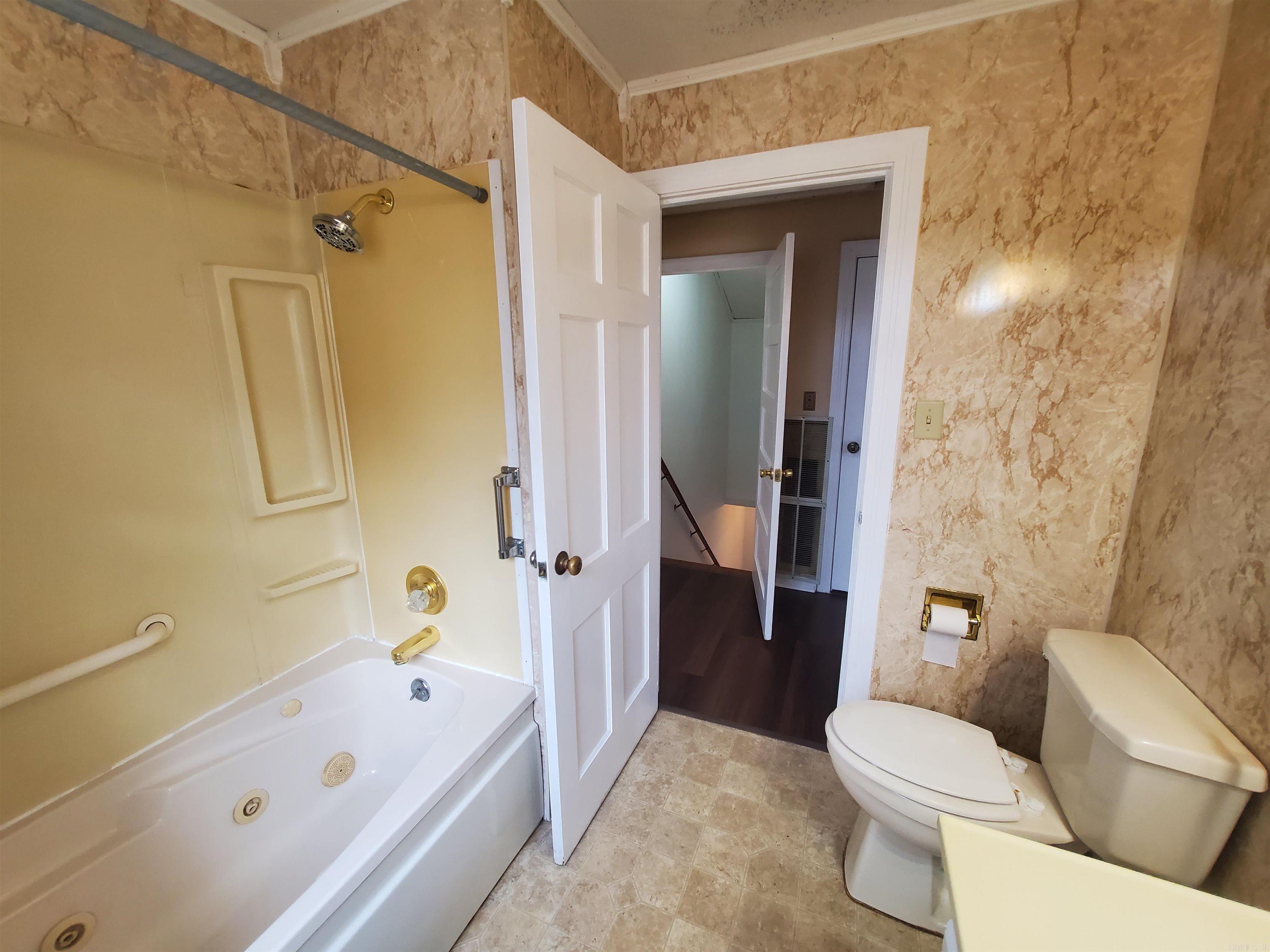 M&B PIGGOTT 2-20-8 - Residential