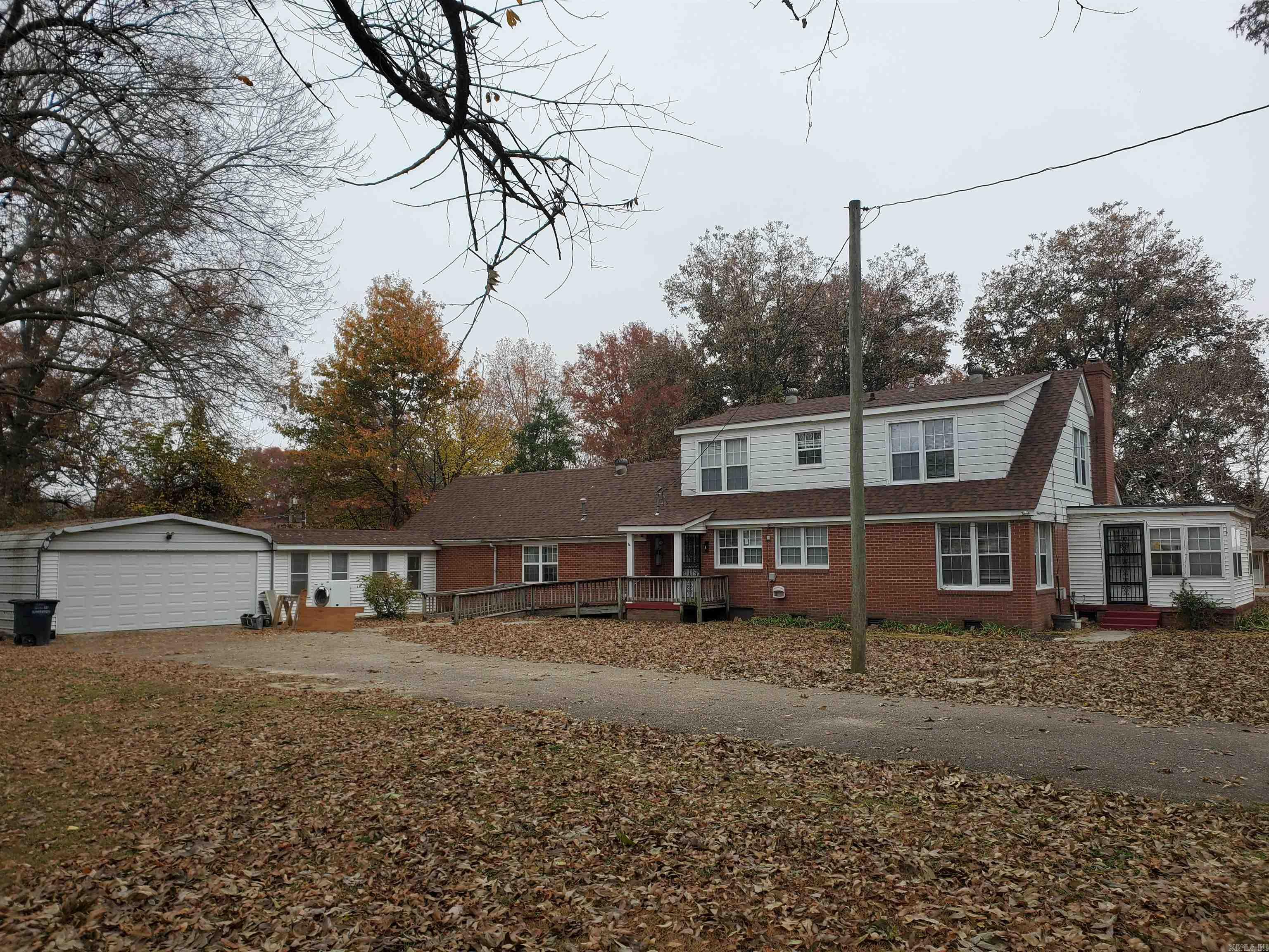 M&B PIGGOTT 2-20-8 - Residential