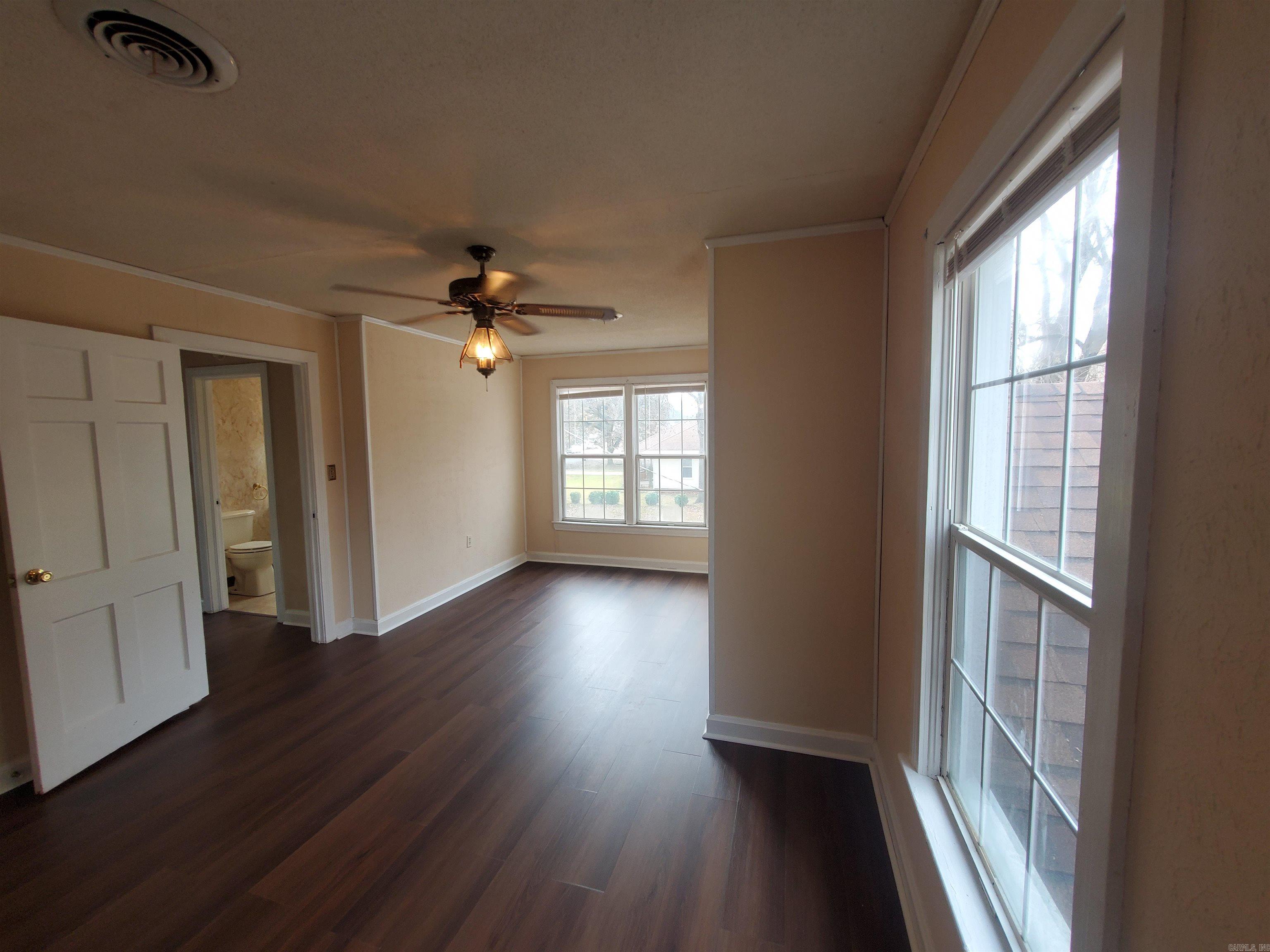 M&B PIGGOTT 2-20-8 - Residential