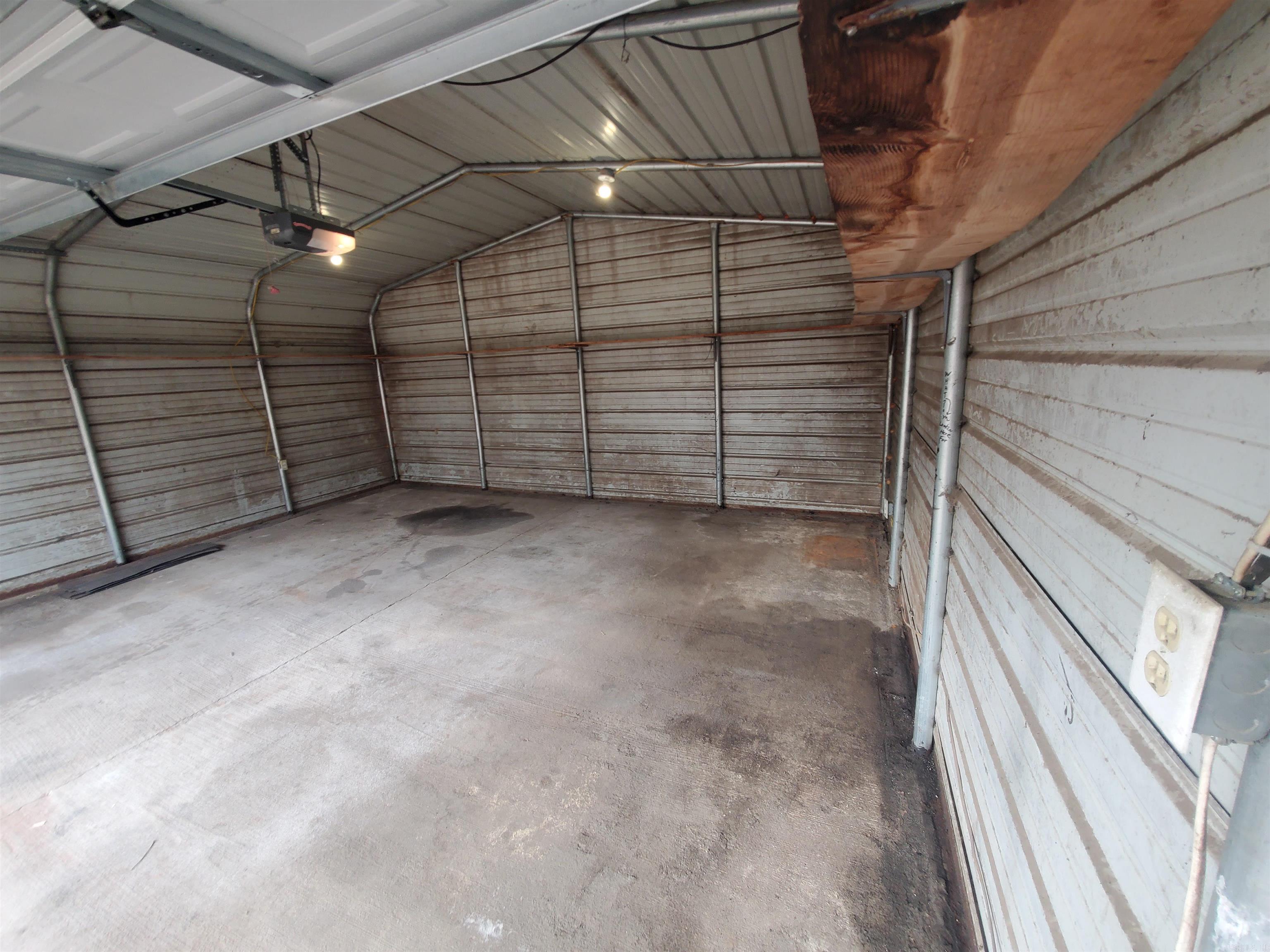 M&B PIGGOTT 2-20-8 - Residential