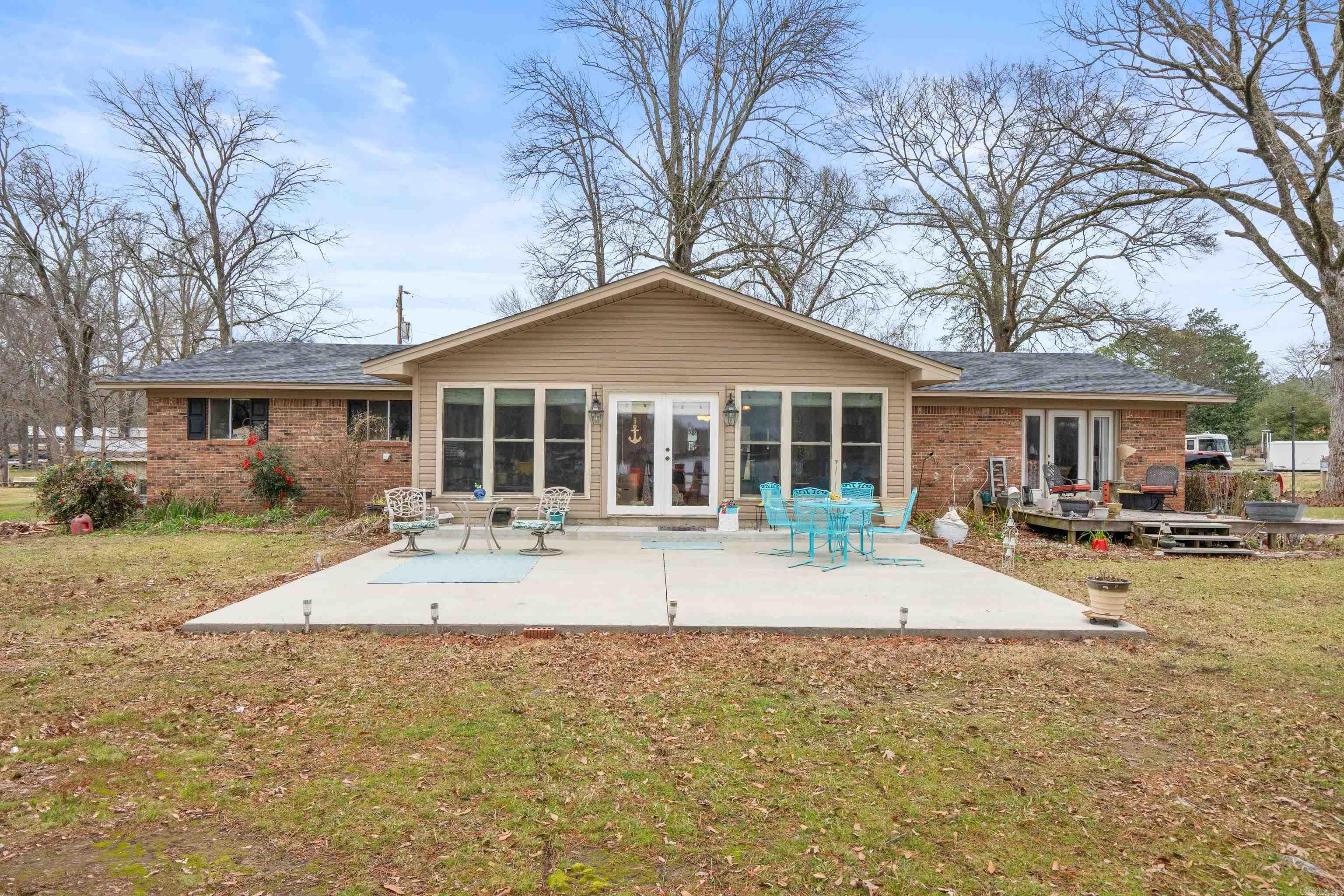 PARK SHORES - Residential
