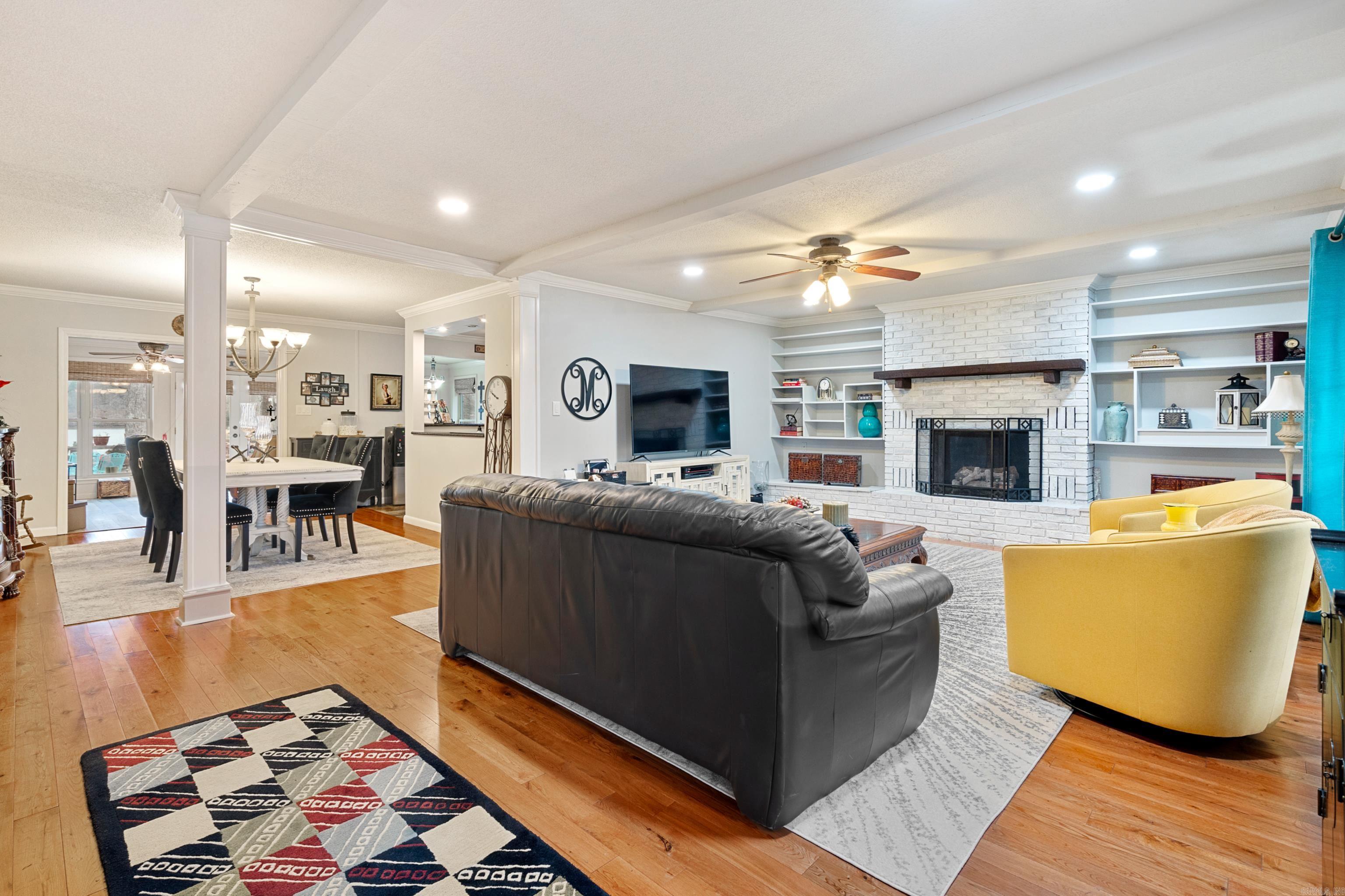 PARK SHORES - Residential