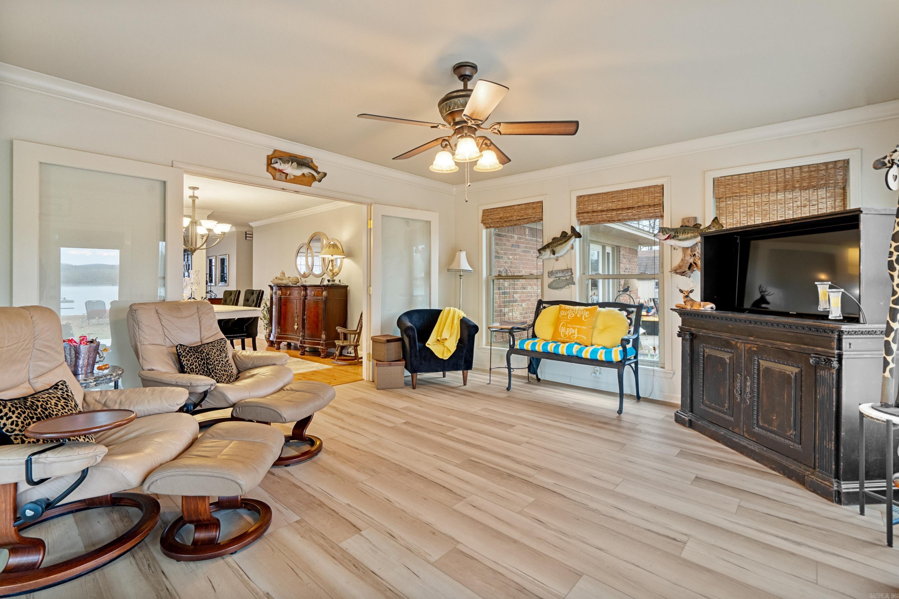 PARK SHORES - Residential