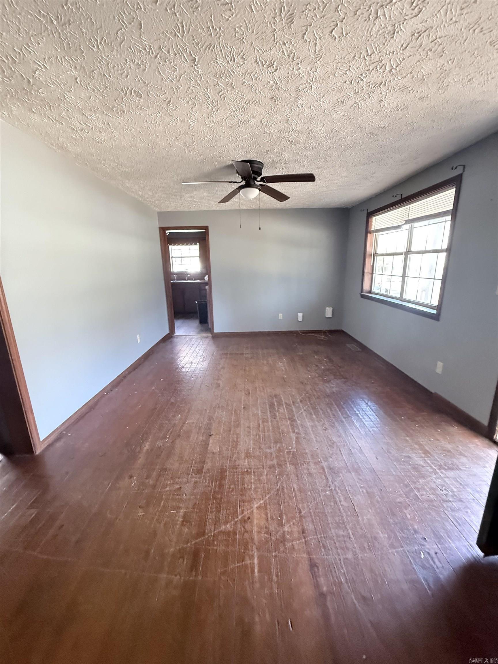 PERRYVILLE CITY ACREAGE - Residential