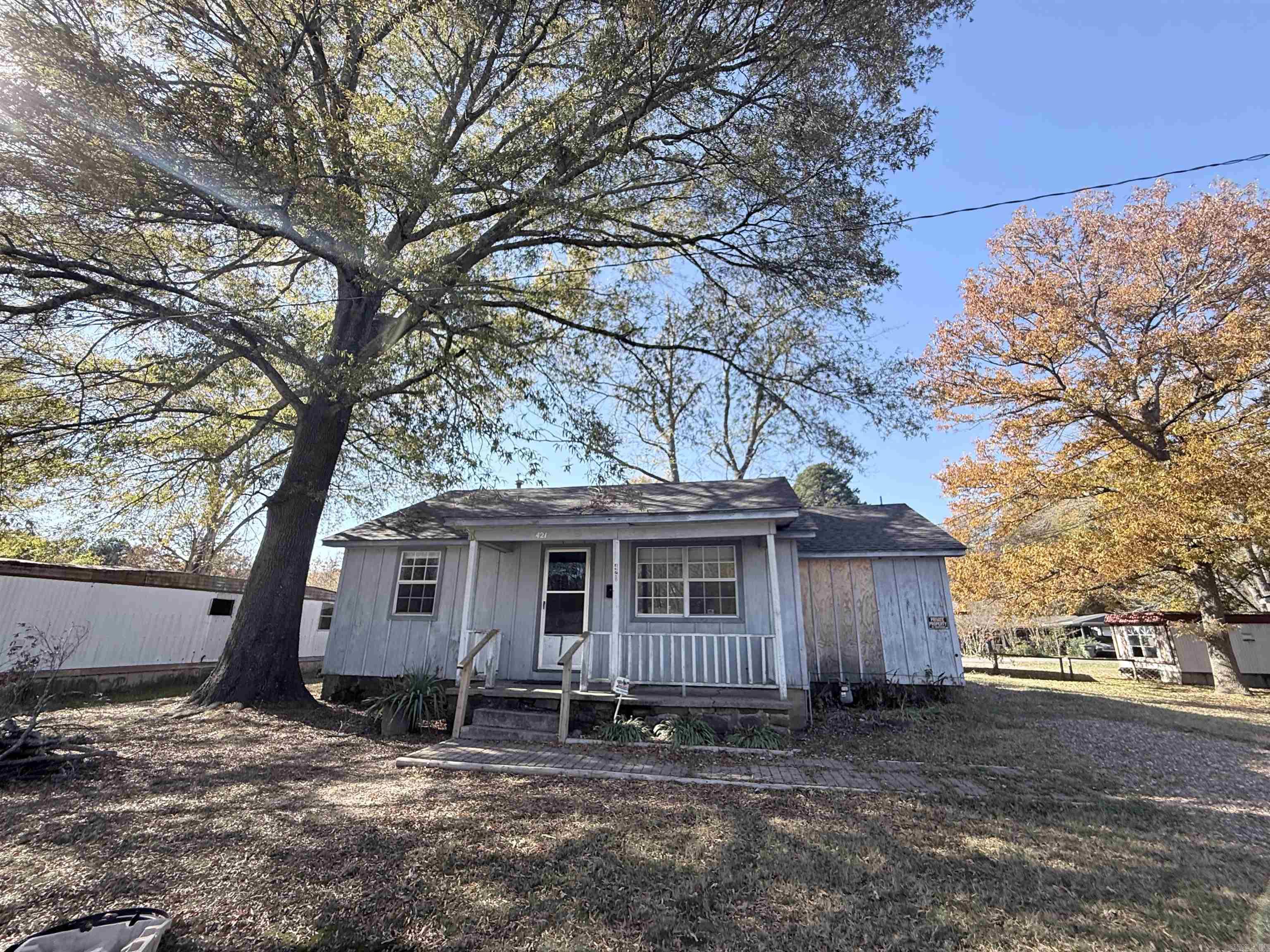 PERRYVILLE CITY ACREAGE - Residential