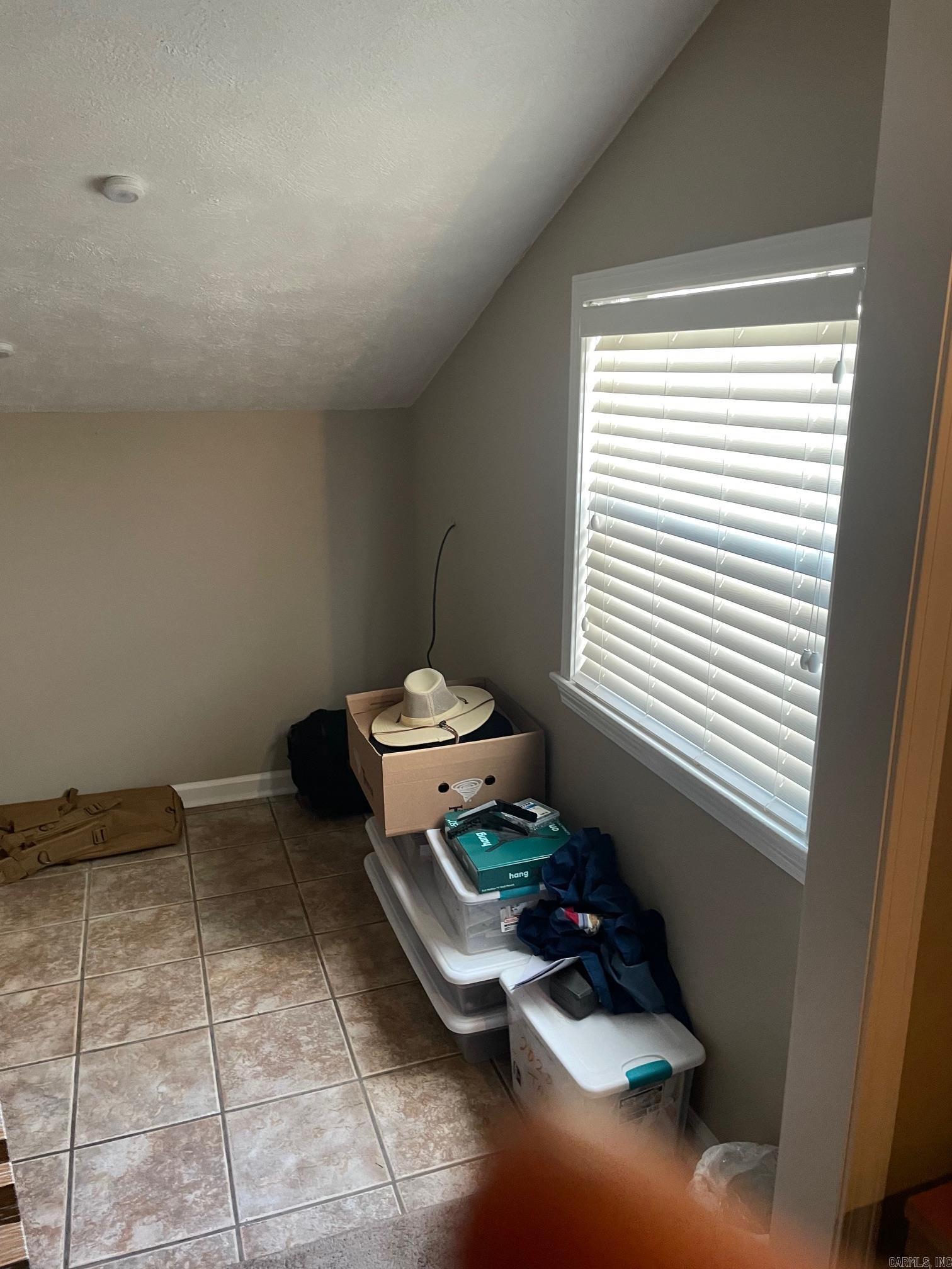 Lakewood Hills Condo - Residential